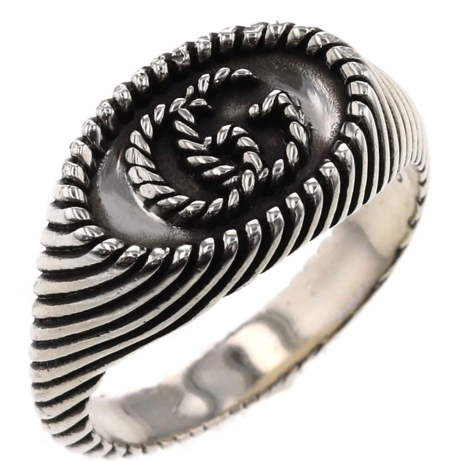 Gucci Bague GG Marmont Chevalier Argent Métal Argenté