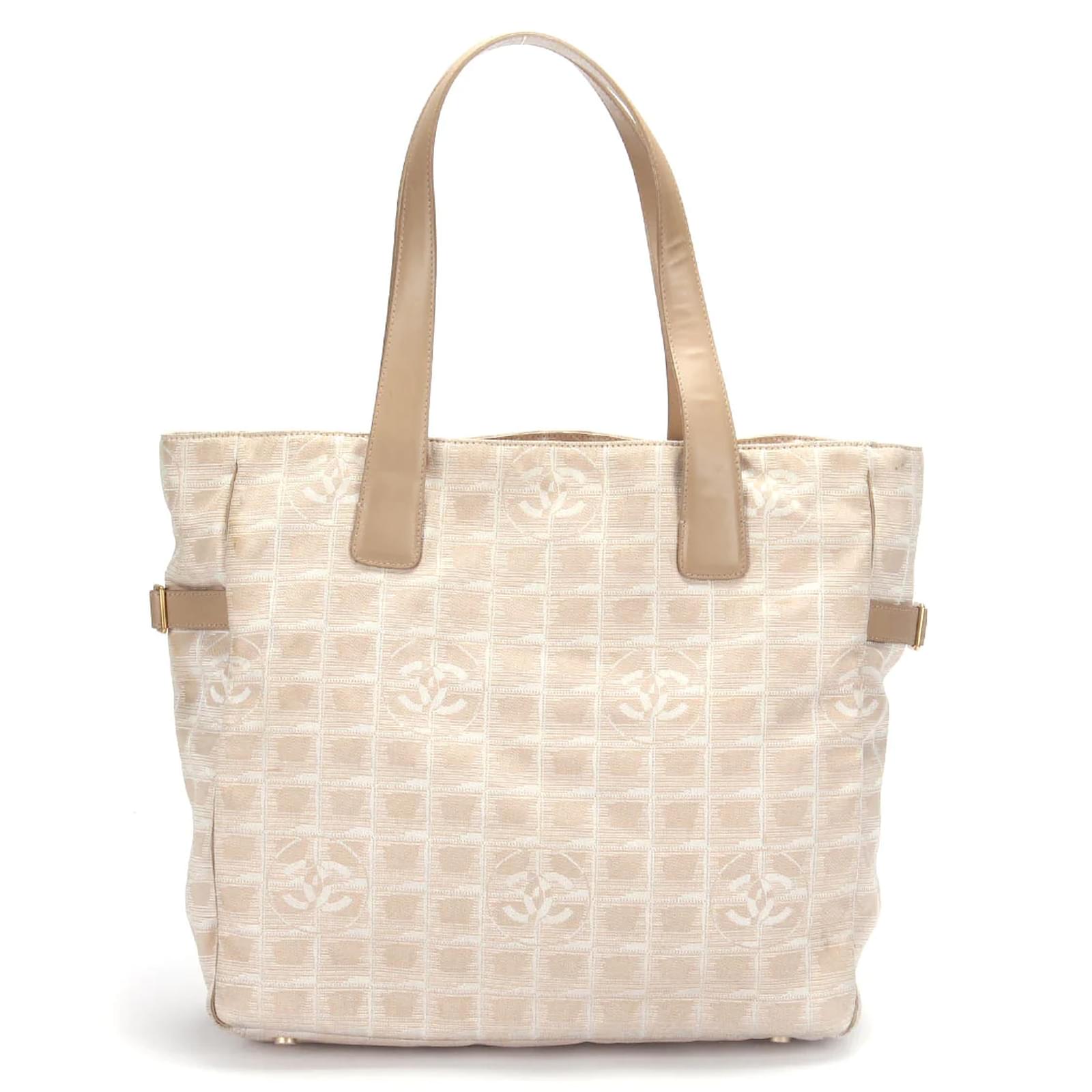 Chanel New Travel Line Tote Bag ref.836330 - Joli Closet