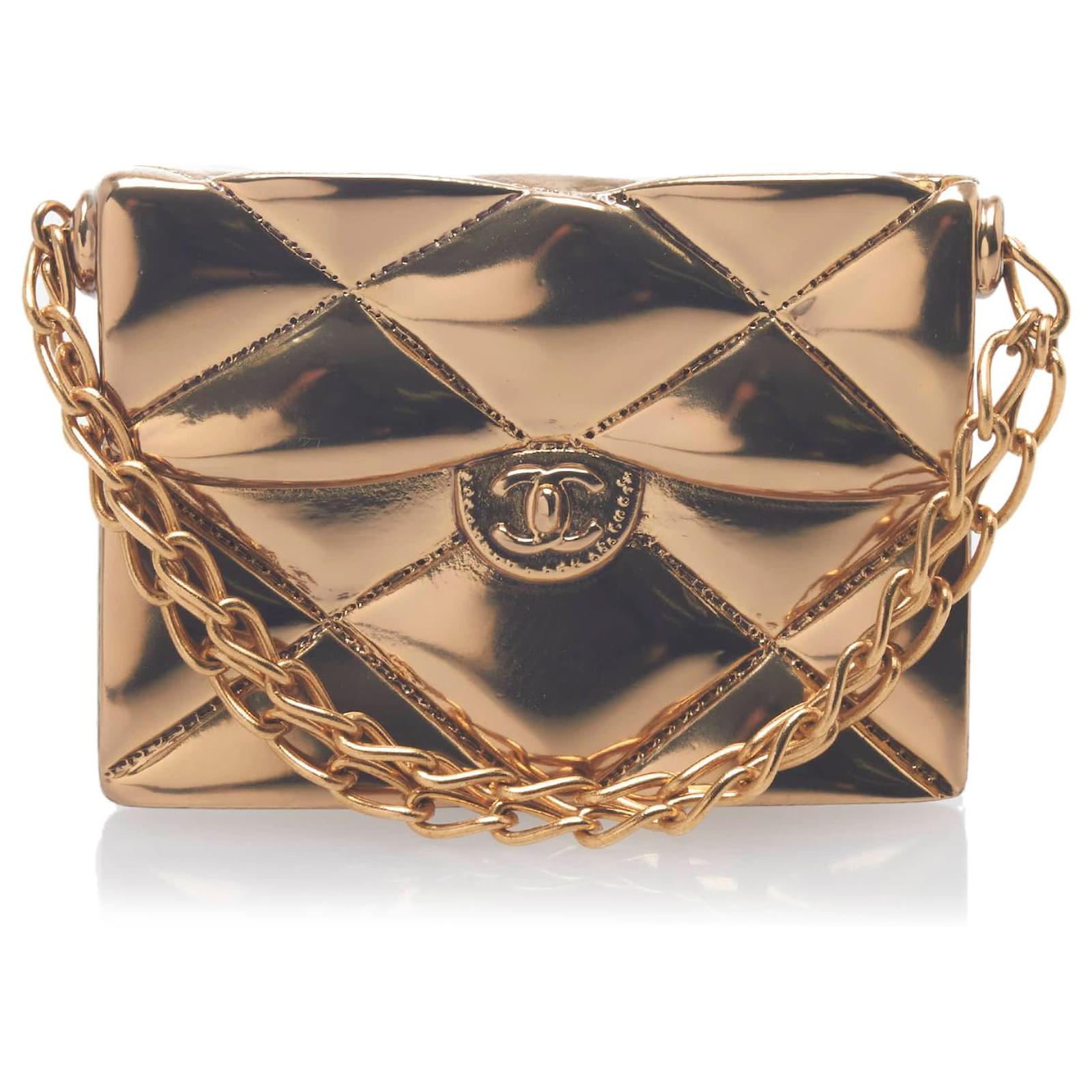 Chanel Gold Matelasse Flap Bag Brooch Golden Metal ref.846071