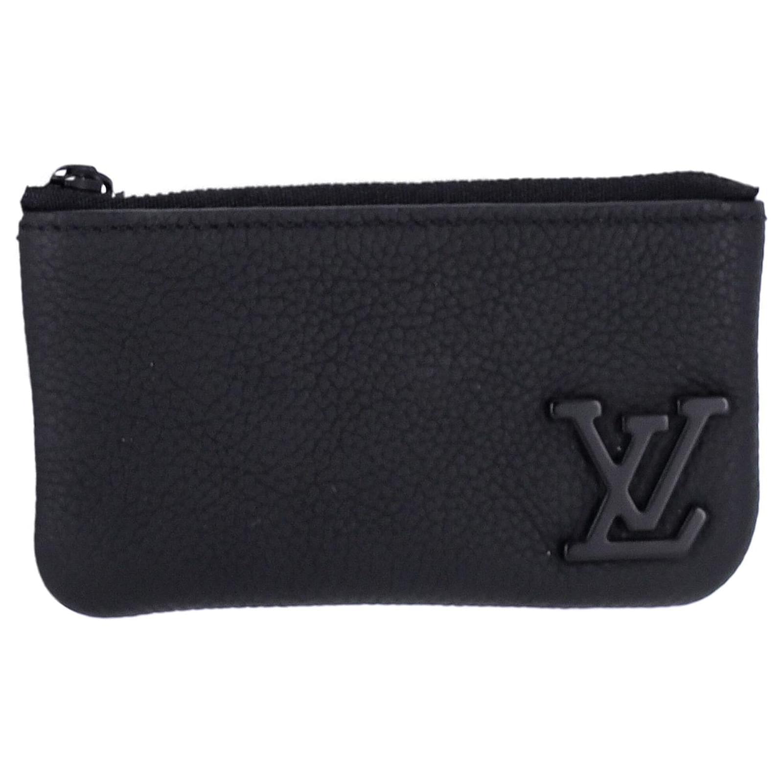 Louis Vuitton Pochette Clé Key Case in Black Aerogram Leather ref.846280 -  Joli Closet