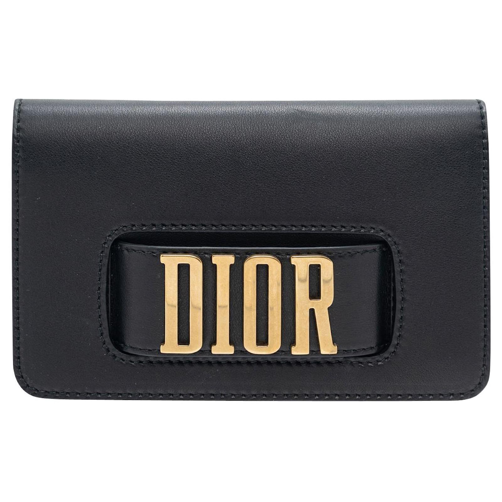 Dior DIO(R)EVOLUTION Pouch Black Leather ref.846531 - Joli Closet