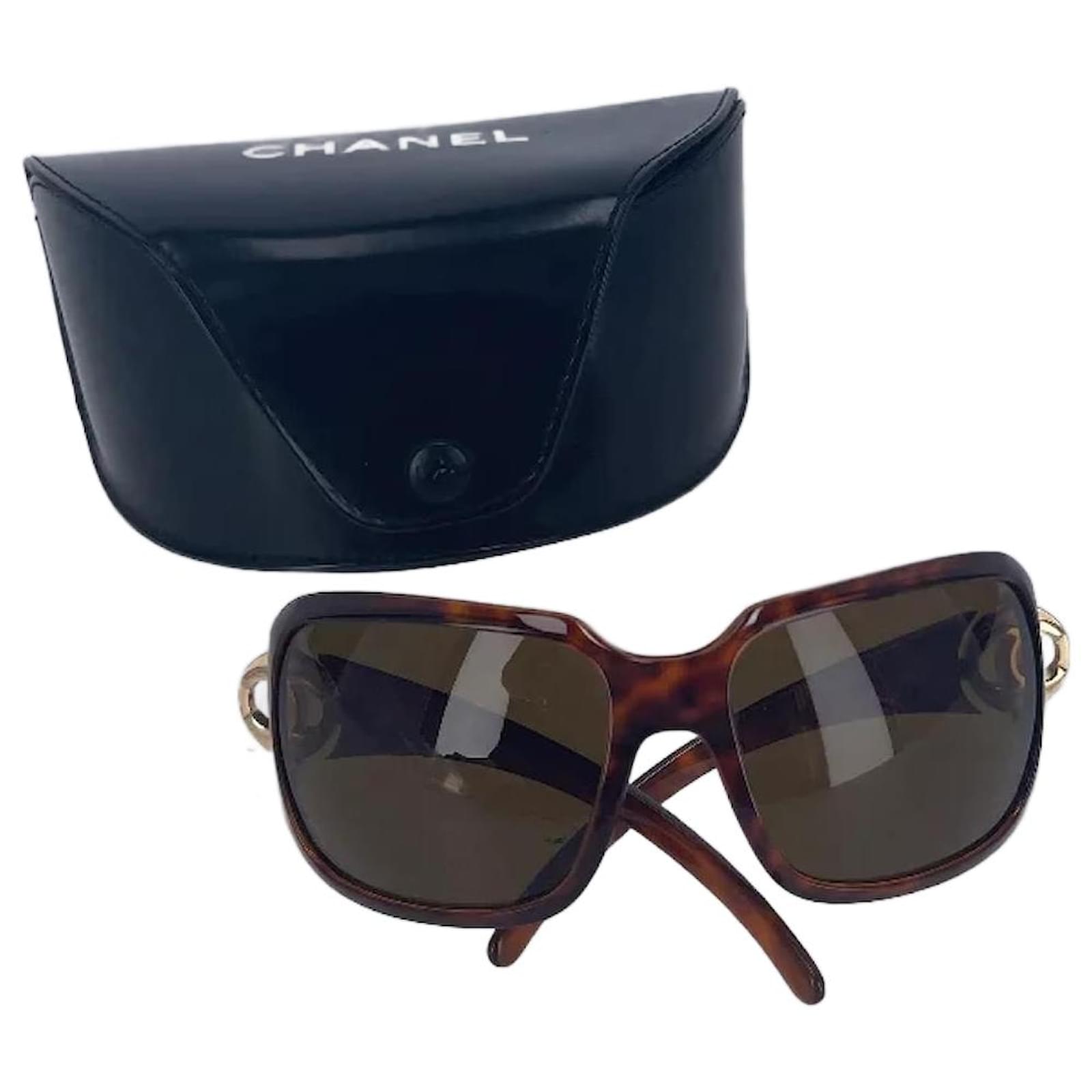 Brown Plastic Chanel Sunglasses ref.847725 - Joli Closet