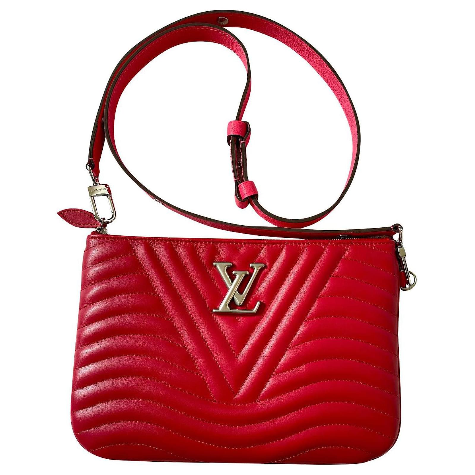 Louis Vuitton NEW WAVE Red Leather ref.847792 - Joli Closet