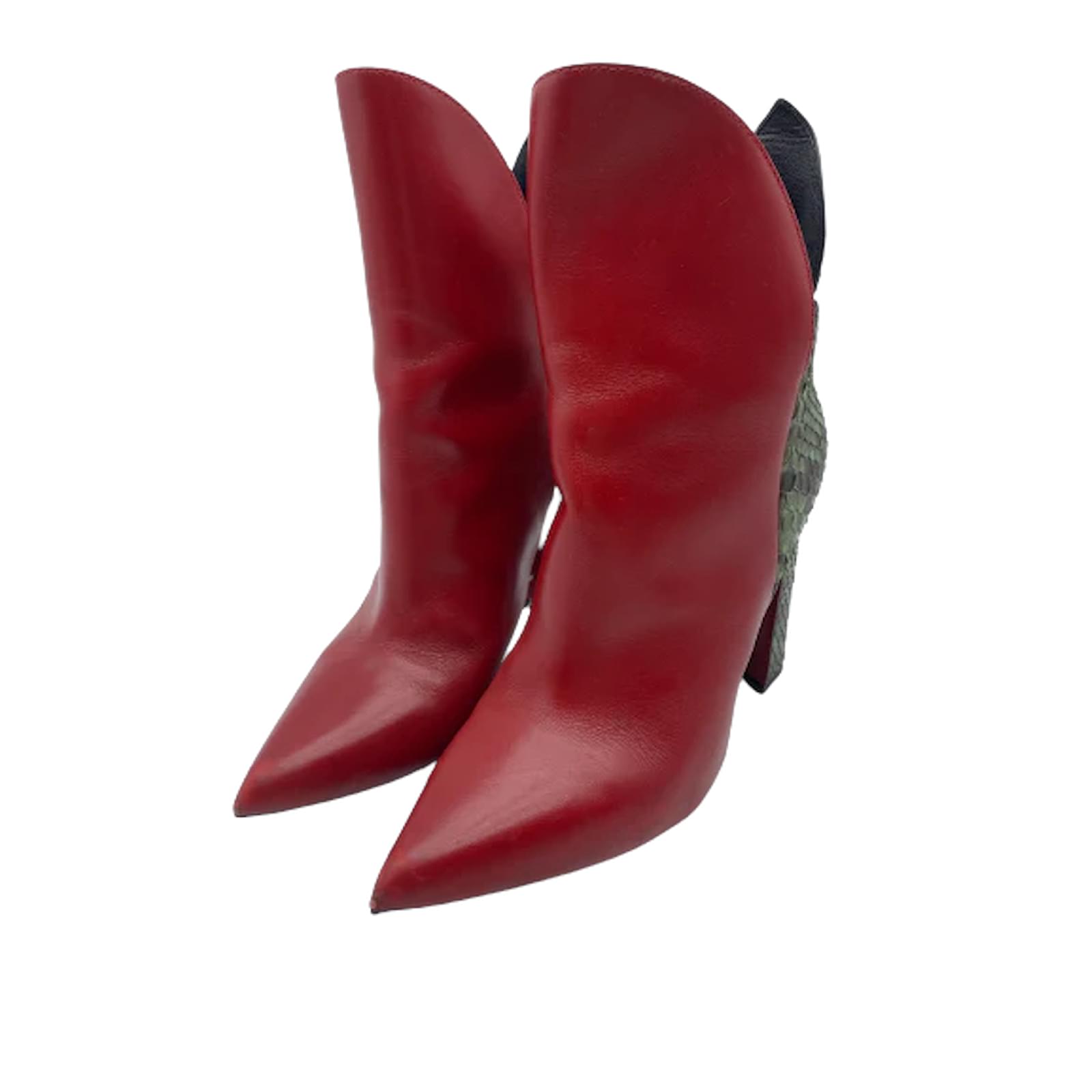 LOUIS VUITTON Ankle boots T.eu 39 Leather Red ref.848979 - Joli Closet