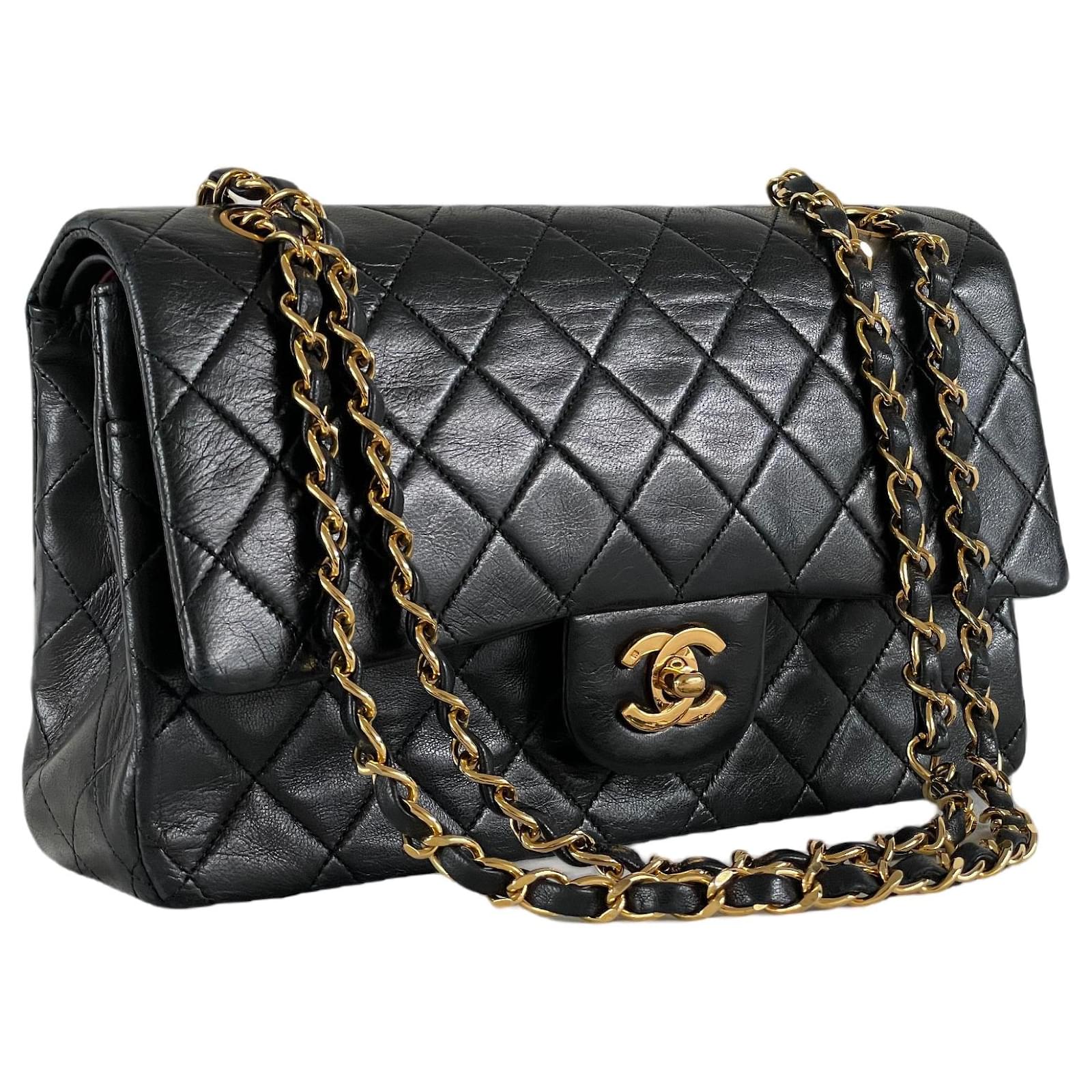 Timeless/classique leather crossbody bag Chanel Black in Leather - 36517919
