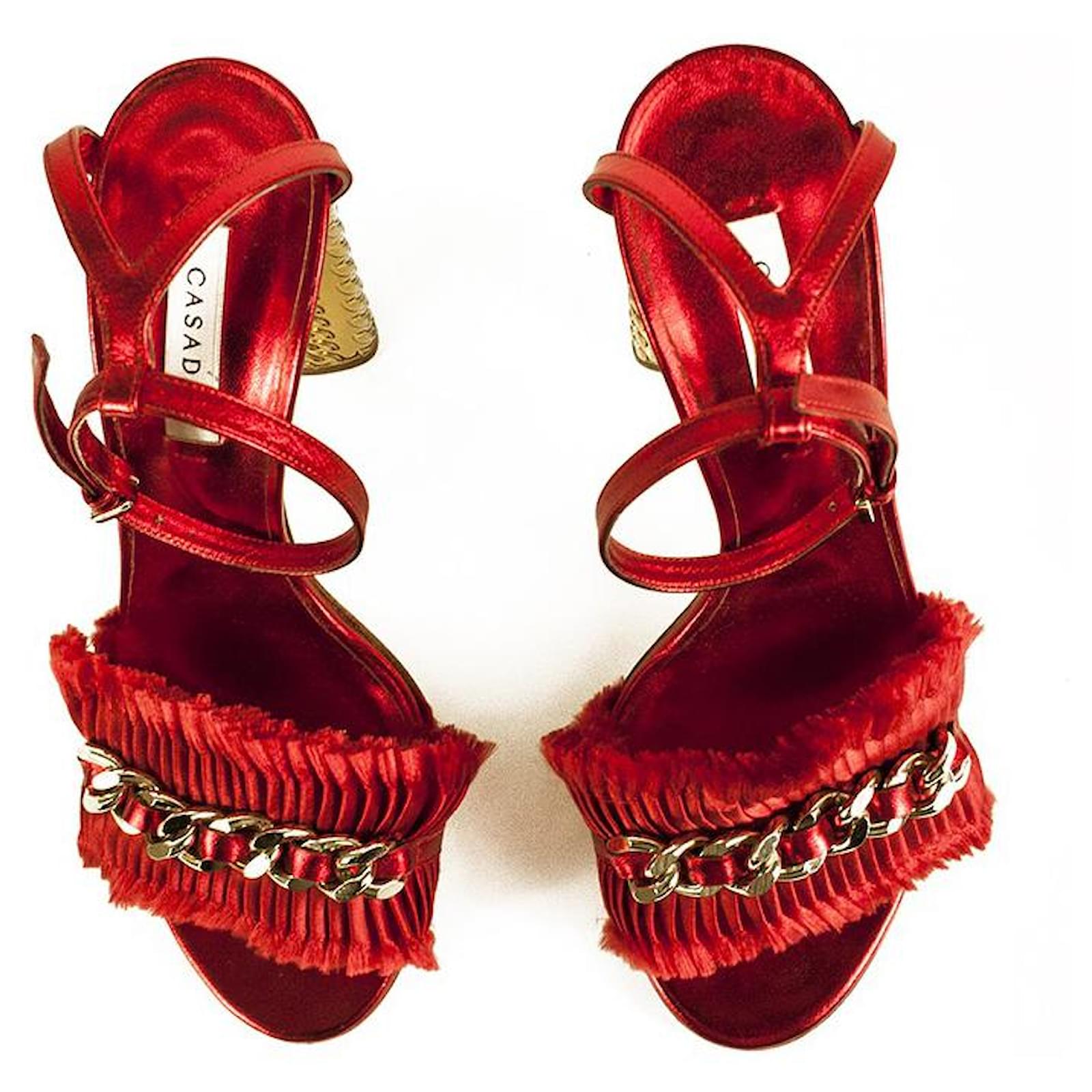 靴 Deuxieme Classe CASADEI CHAIN SANDAL 38 Casadei Red Satin Pleats Gold Chain High Sculpted Heel