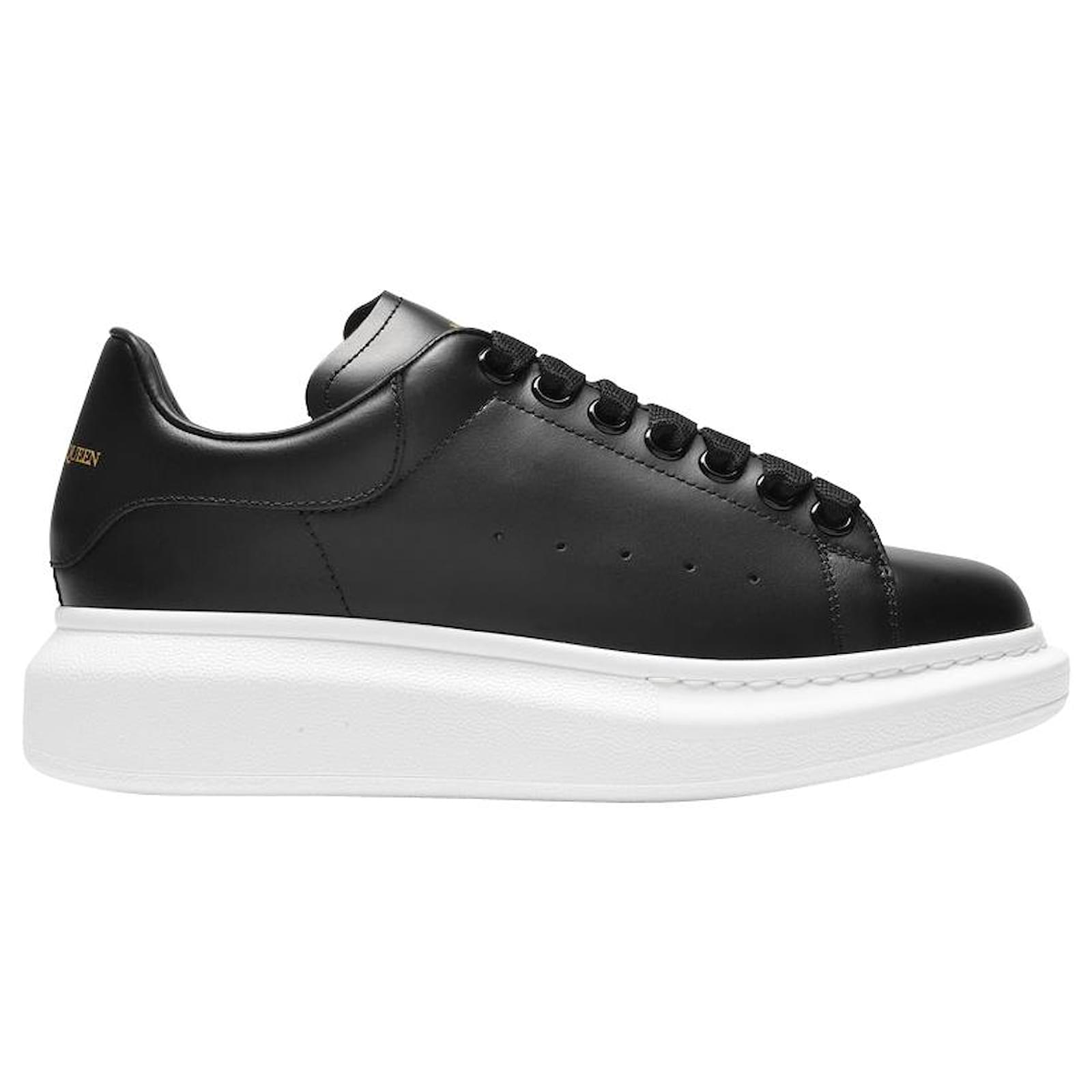 Oversized Sneakers - Alexander Mcqueen - Black - Leather ref.854173 ...