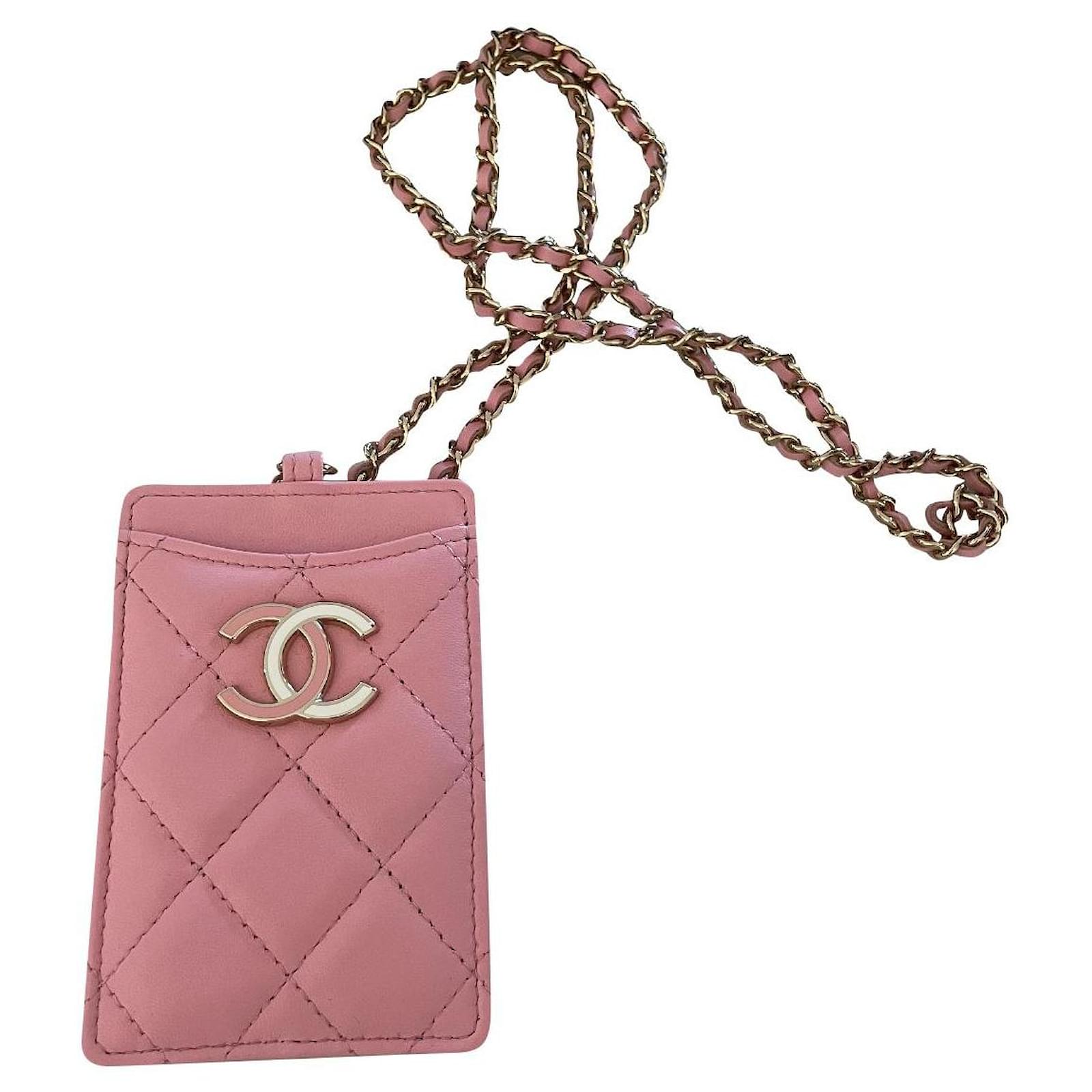 Chanel 19 Pink Leather ref.854238 - Joli Closet