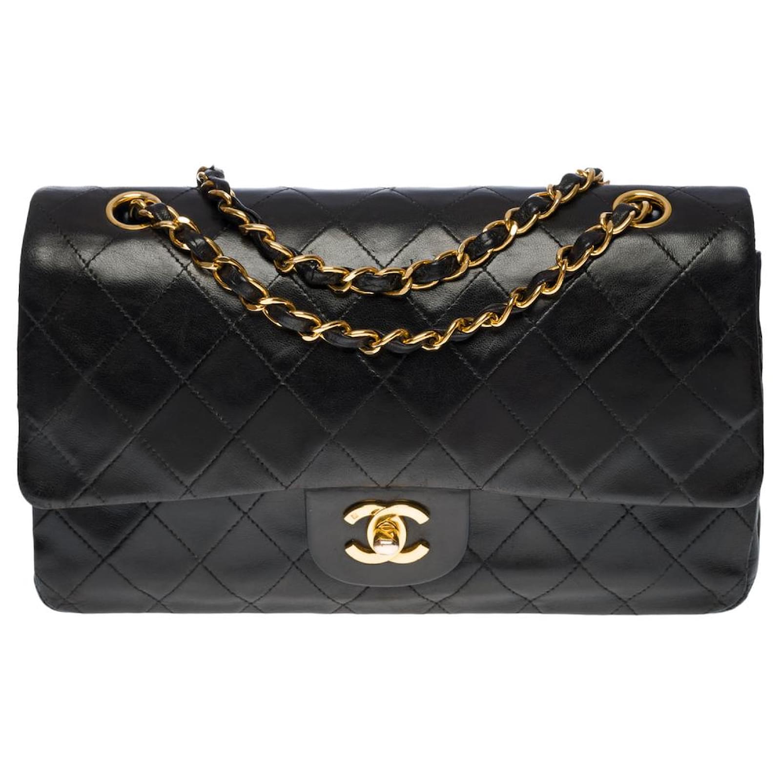 CHANEL TIMELESS MEDIUM lined FLAP CROSSBODY BAG IN BLACK QUILTED