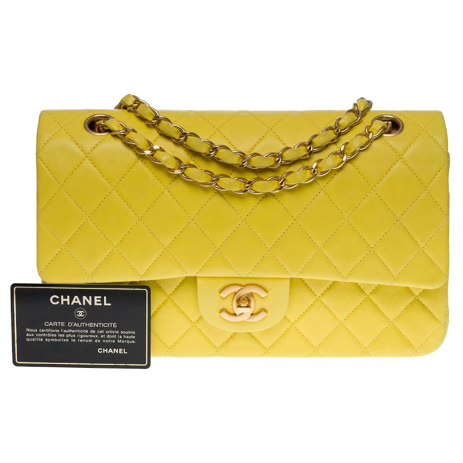 CHANEL TIMELESS MEDIUM CROSSBODY BAG 25 CM lined FLAP IN YELLOW QUILTED  LAMB LEATHER/PINK INTERIOR- 100900 Lambskin ref.855448 - Joli Closet