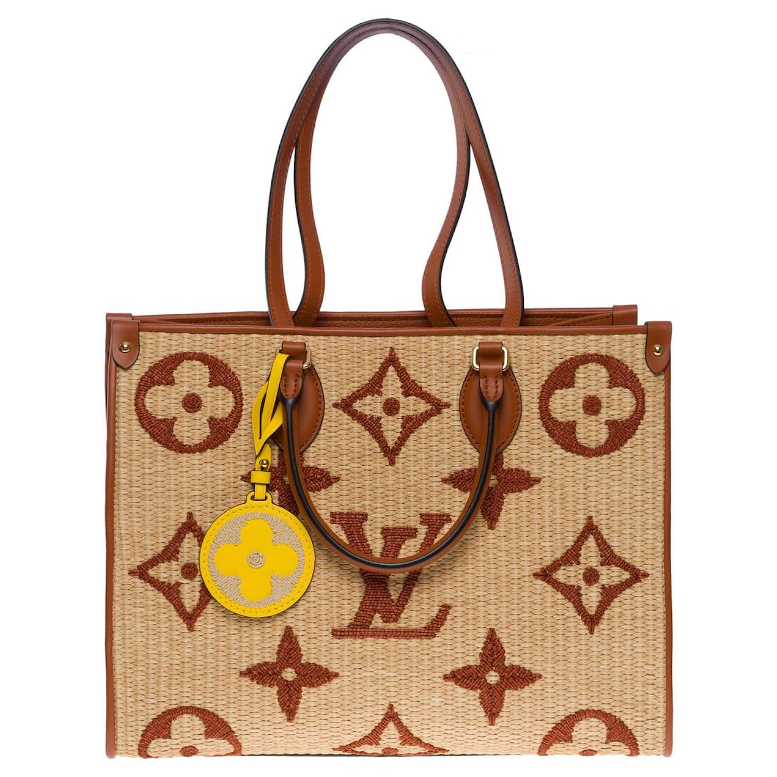 Louis Vuitton Easy Pouch On Strap Arizona Beige in Cowhide Leather