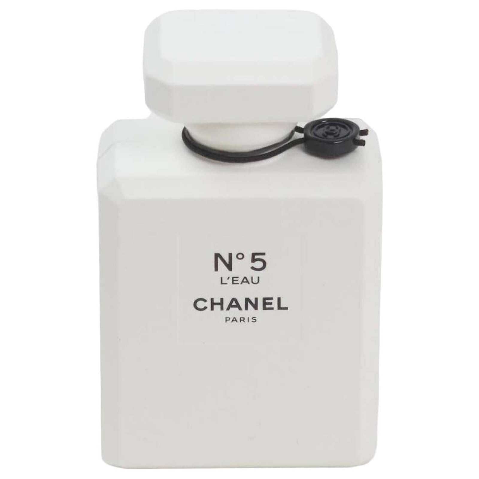 Chanel white perfume new arrivals