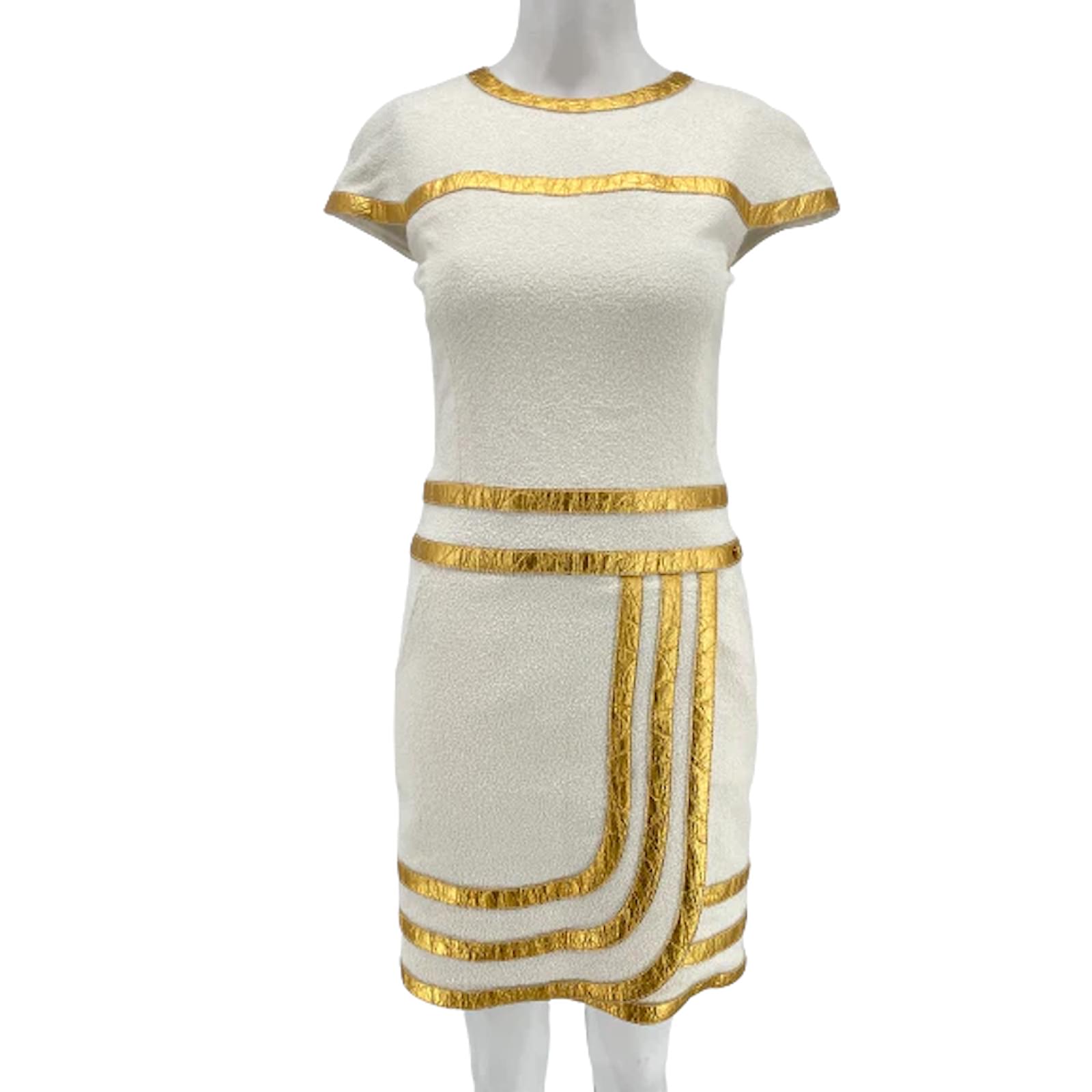 CHANEL Dresses T.fr 34 silk (Sold) - Joli Closet