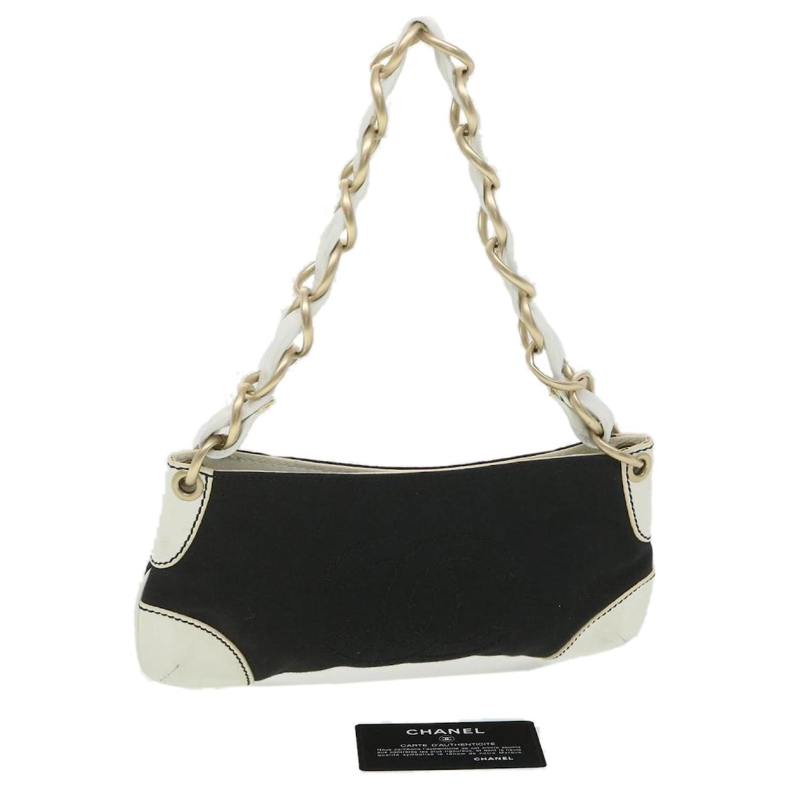 Handbags Chanel Chanel Shoulder Bag Canvas Black CC Auth bs4514