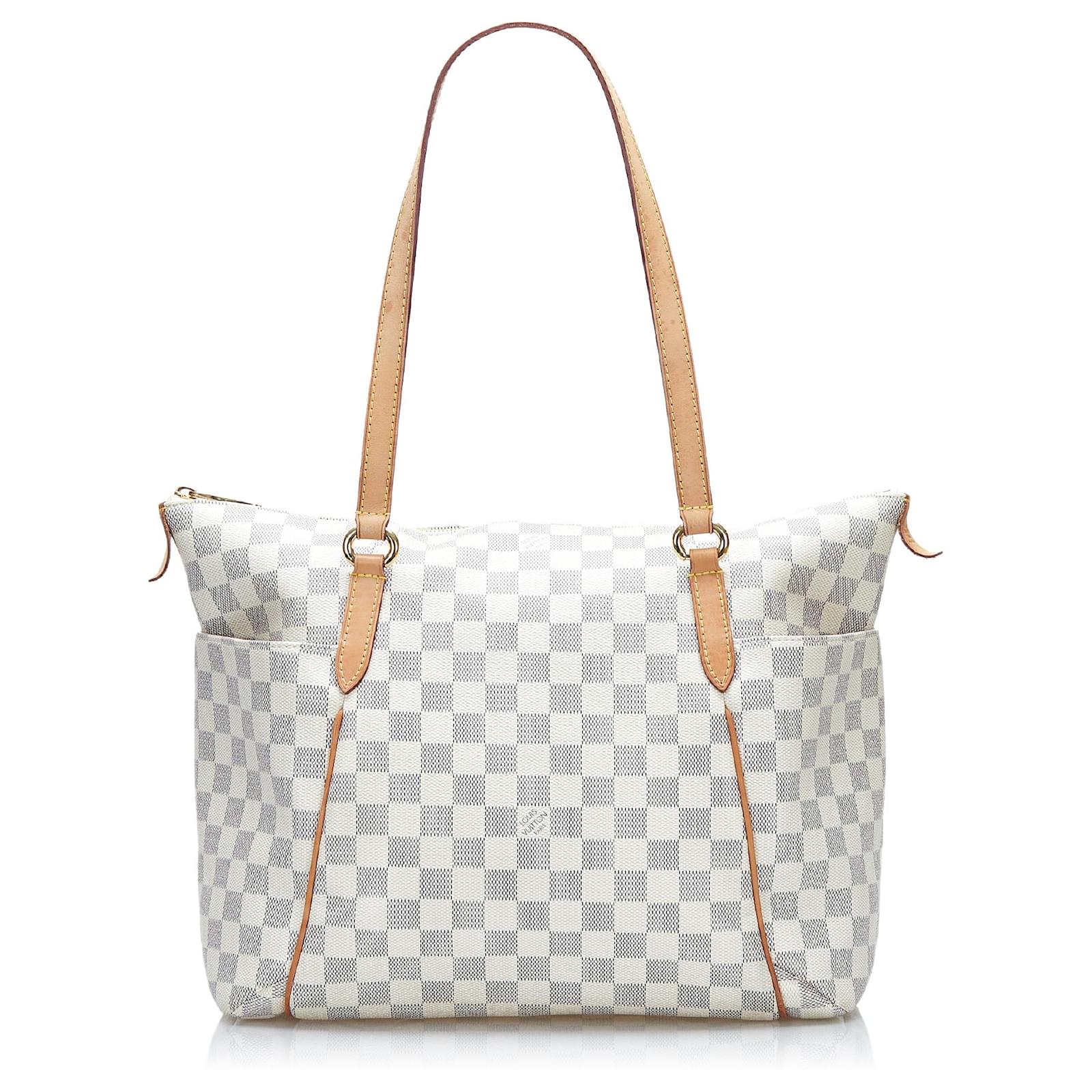 lv8 white