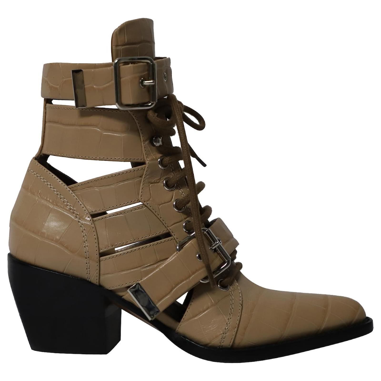 Chloe rylee 2024 cutout boot