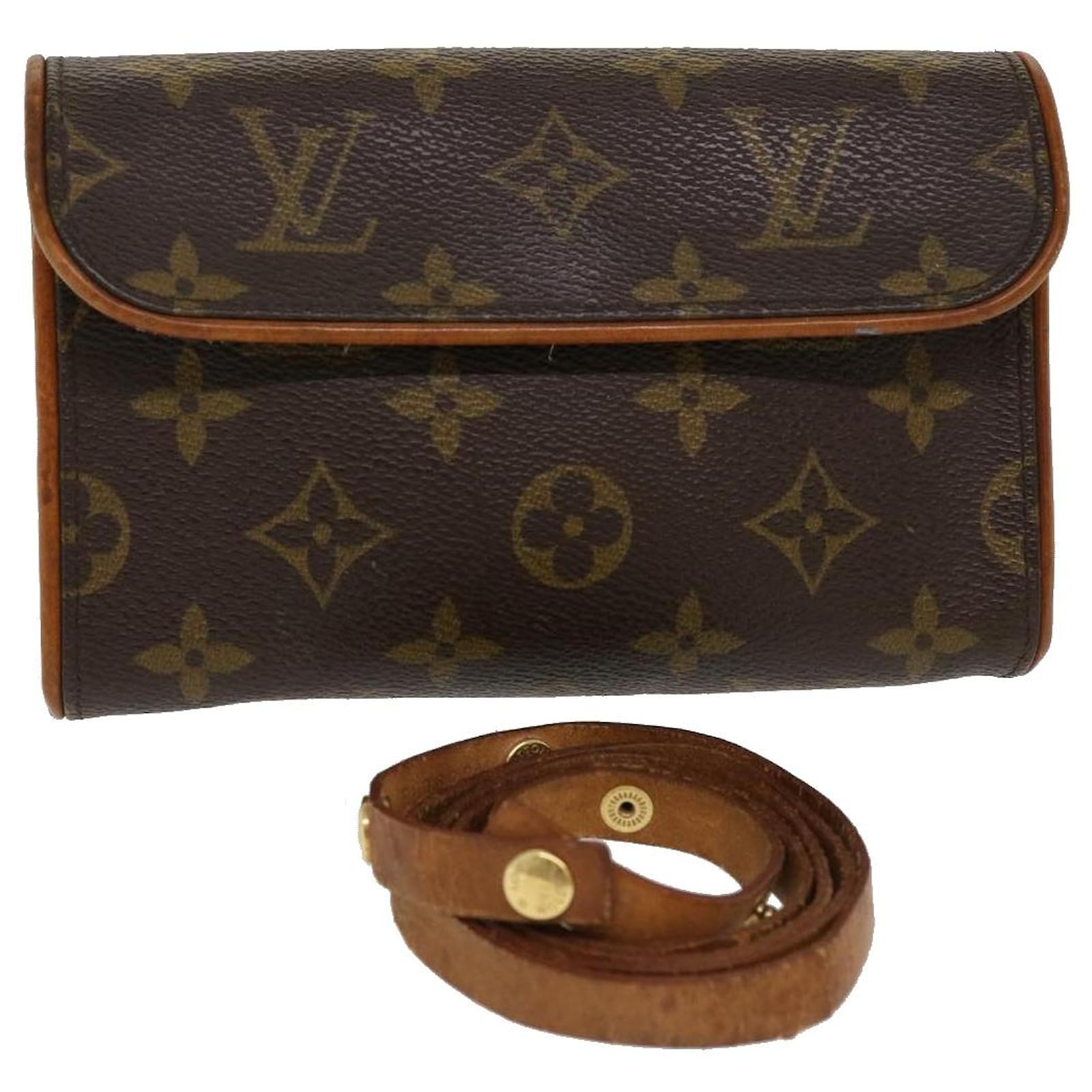 Louis-Vuitton-Monogram-Pochette-Florentine-Waist-Bag-XS-M51855