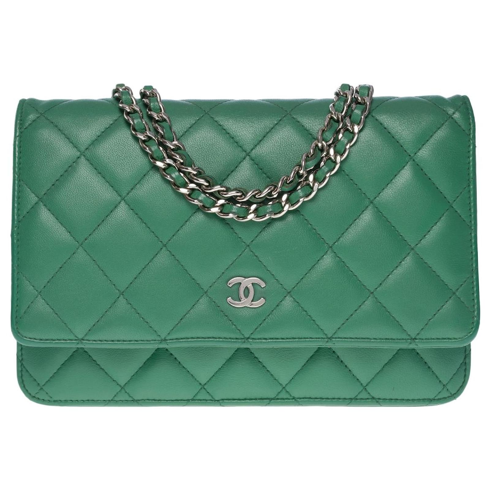 Chanel Metallic White Quilted Lambskin Wallet On Chain Silver