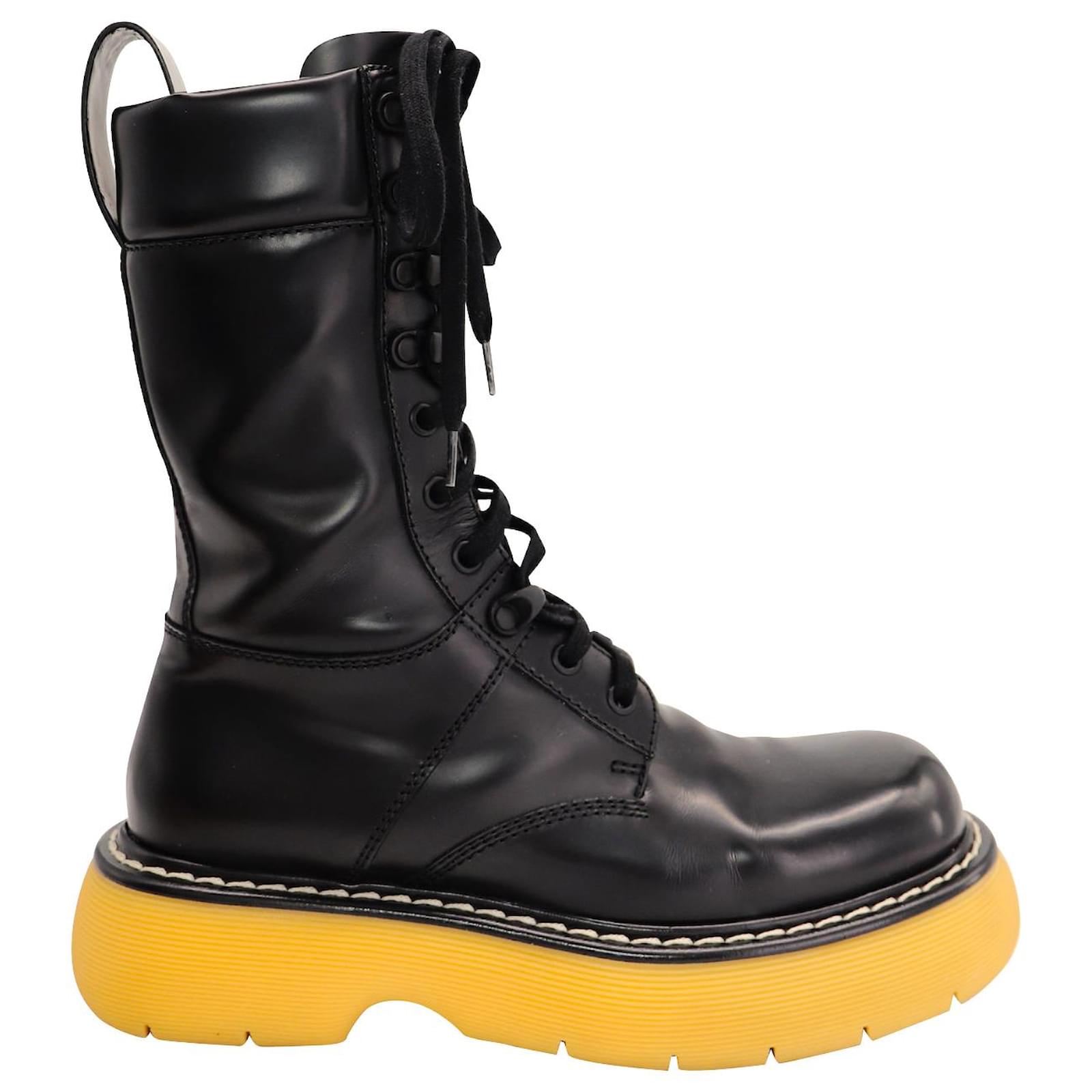 Bottega Veneta Bounce Lace-Up Boots in Black Leather ref.JC870193