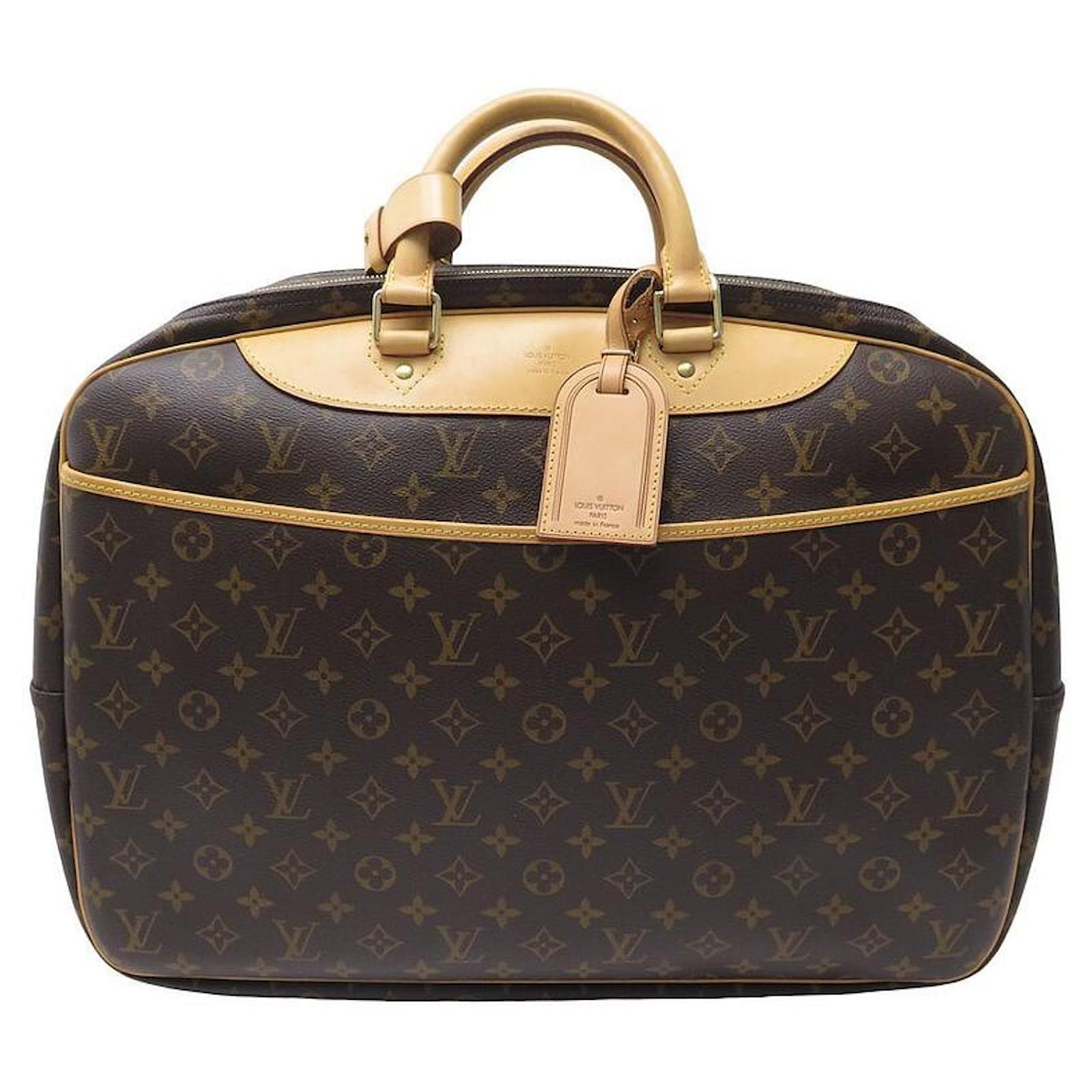 Louis Vuitton Deauville Monogram Travel Bag