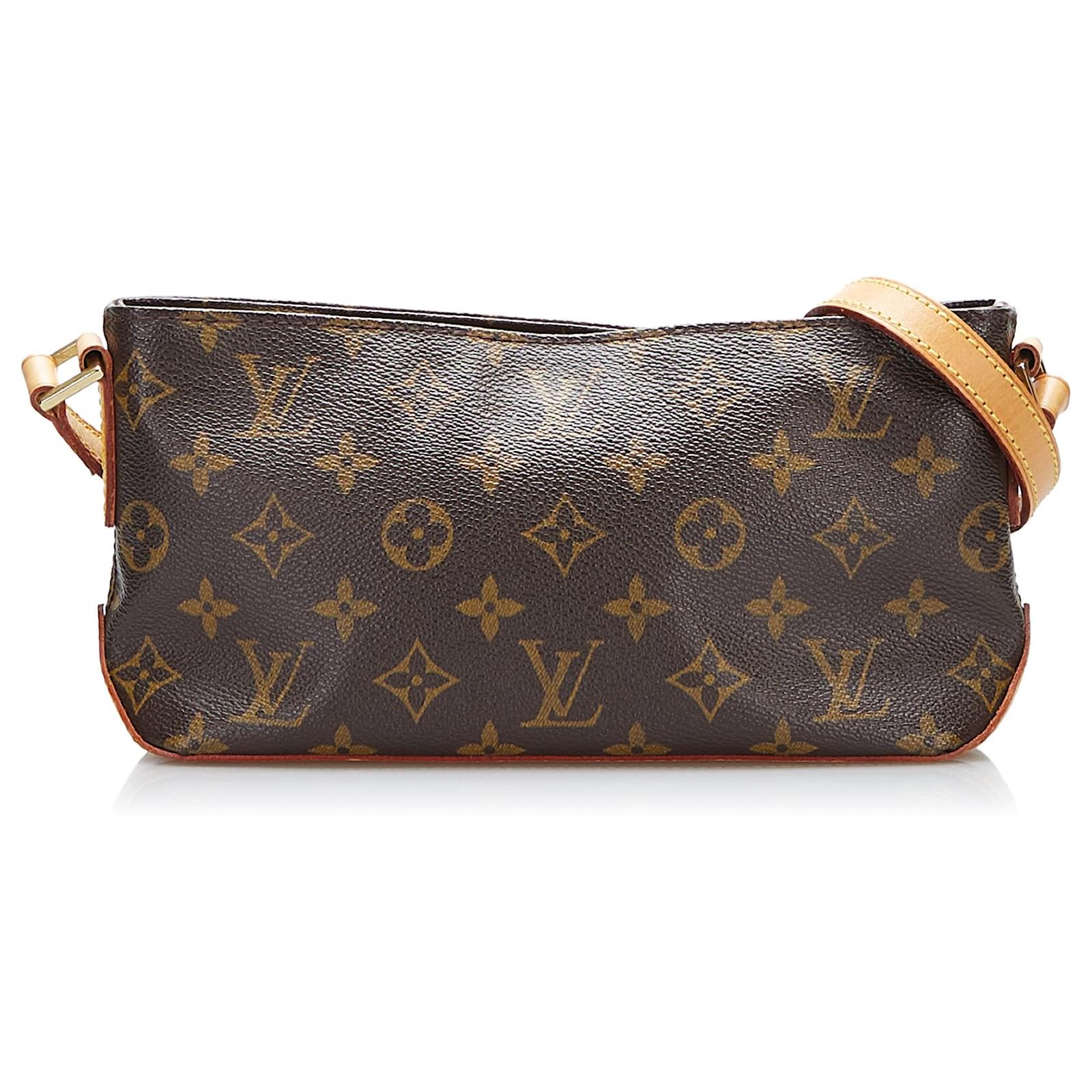 Louis Vuitton Trotteuer Monogram Canvas in 2023