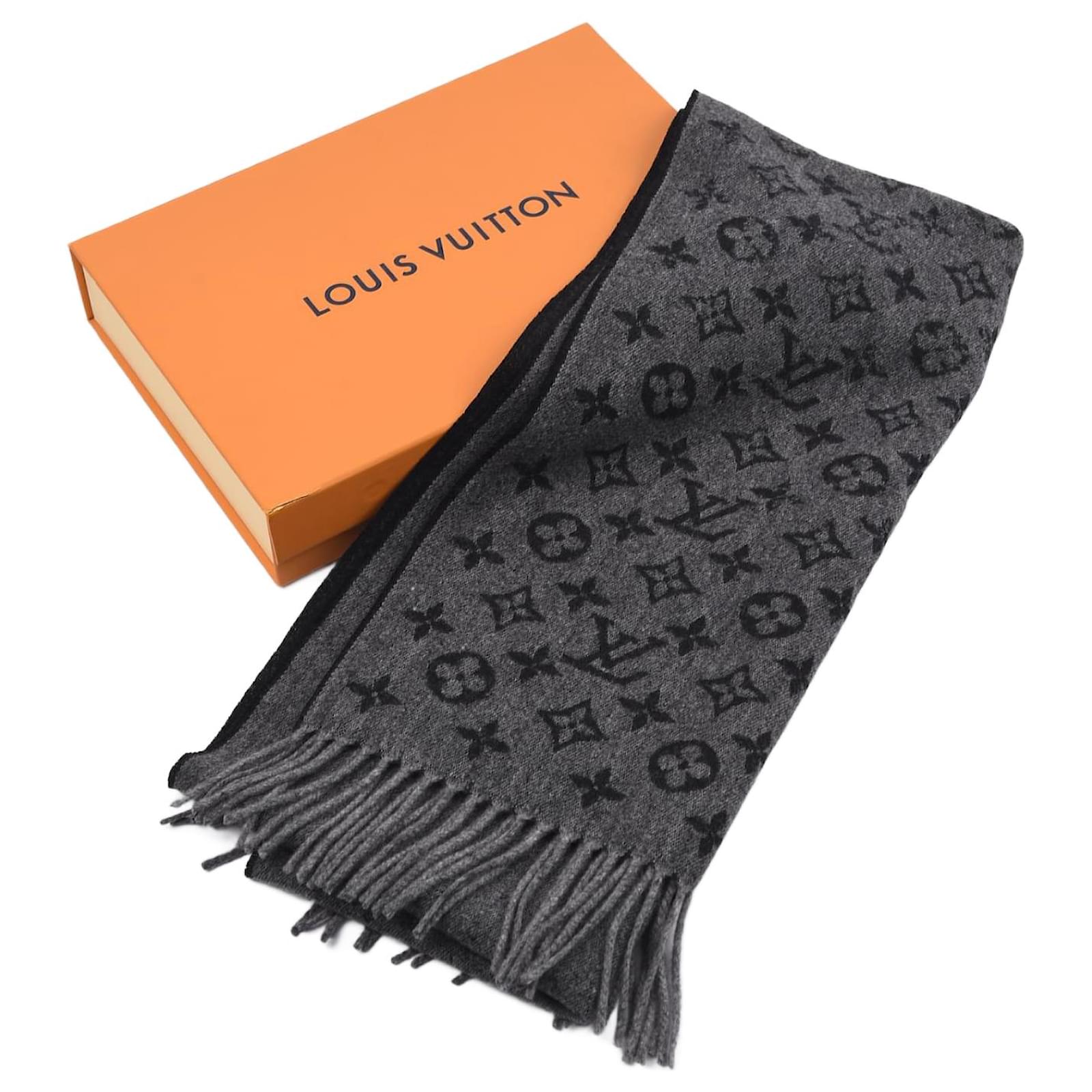 Louis Vuitton Sciarpa grigia in cashmere e lana con monogramma sfumato