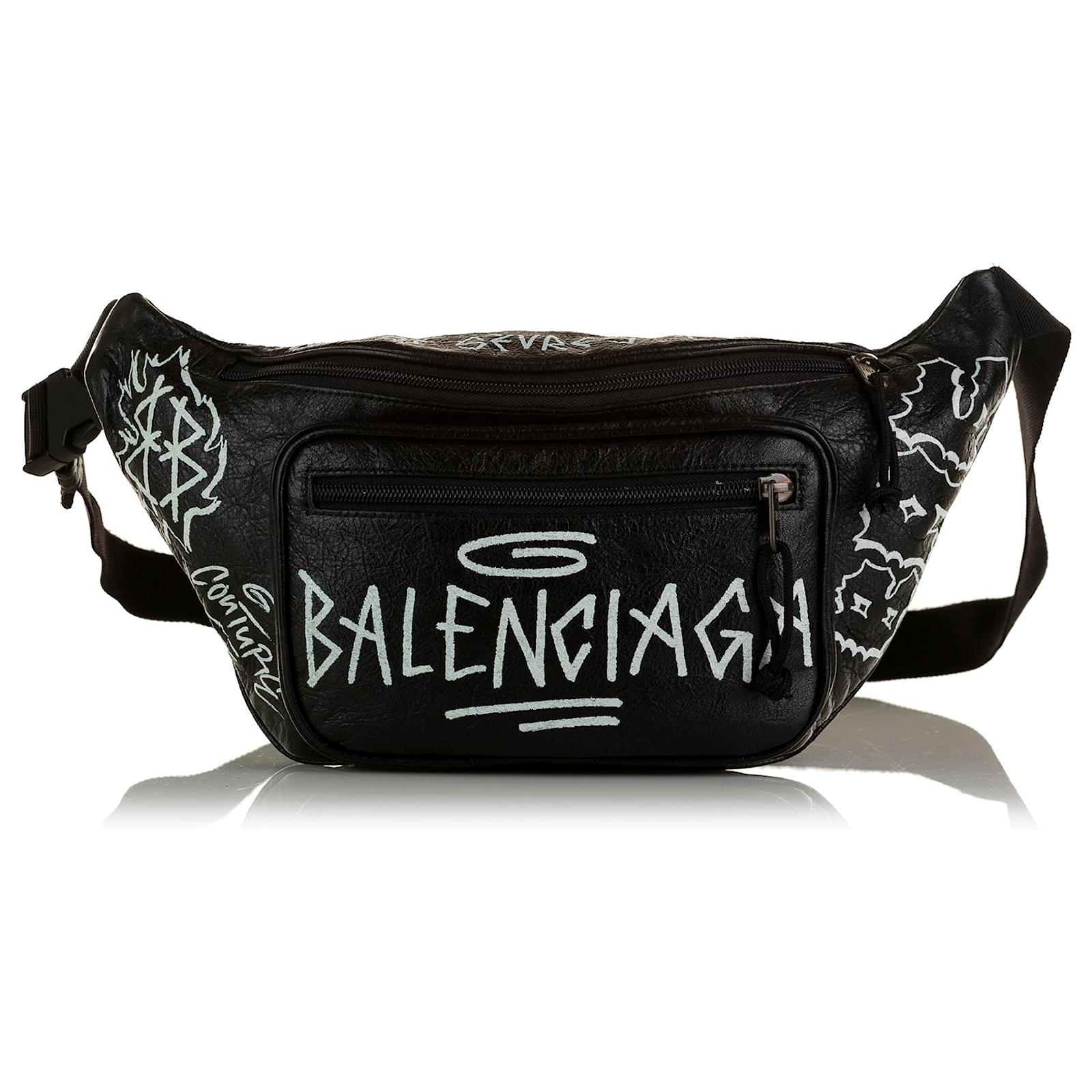 sengetøj På kanten visdom Balenciaga Black Graffiti Explorer Belt Bag Leather ref.880543 - Joli Closet