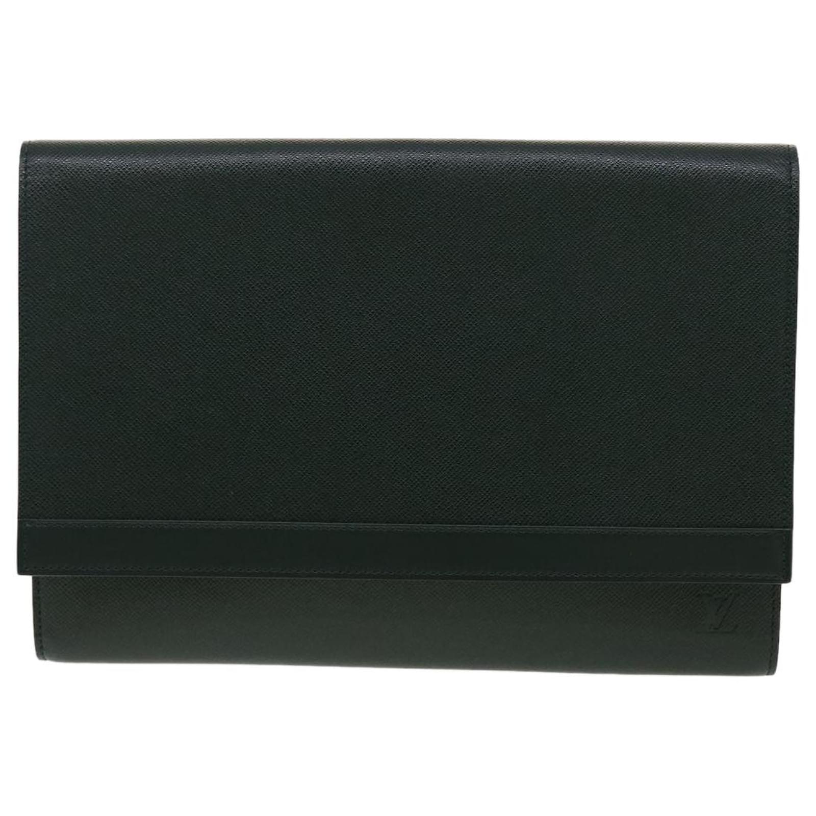 Louis Vuitton Black Leather ref.881908 - Joli Closet