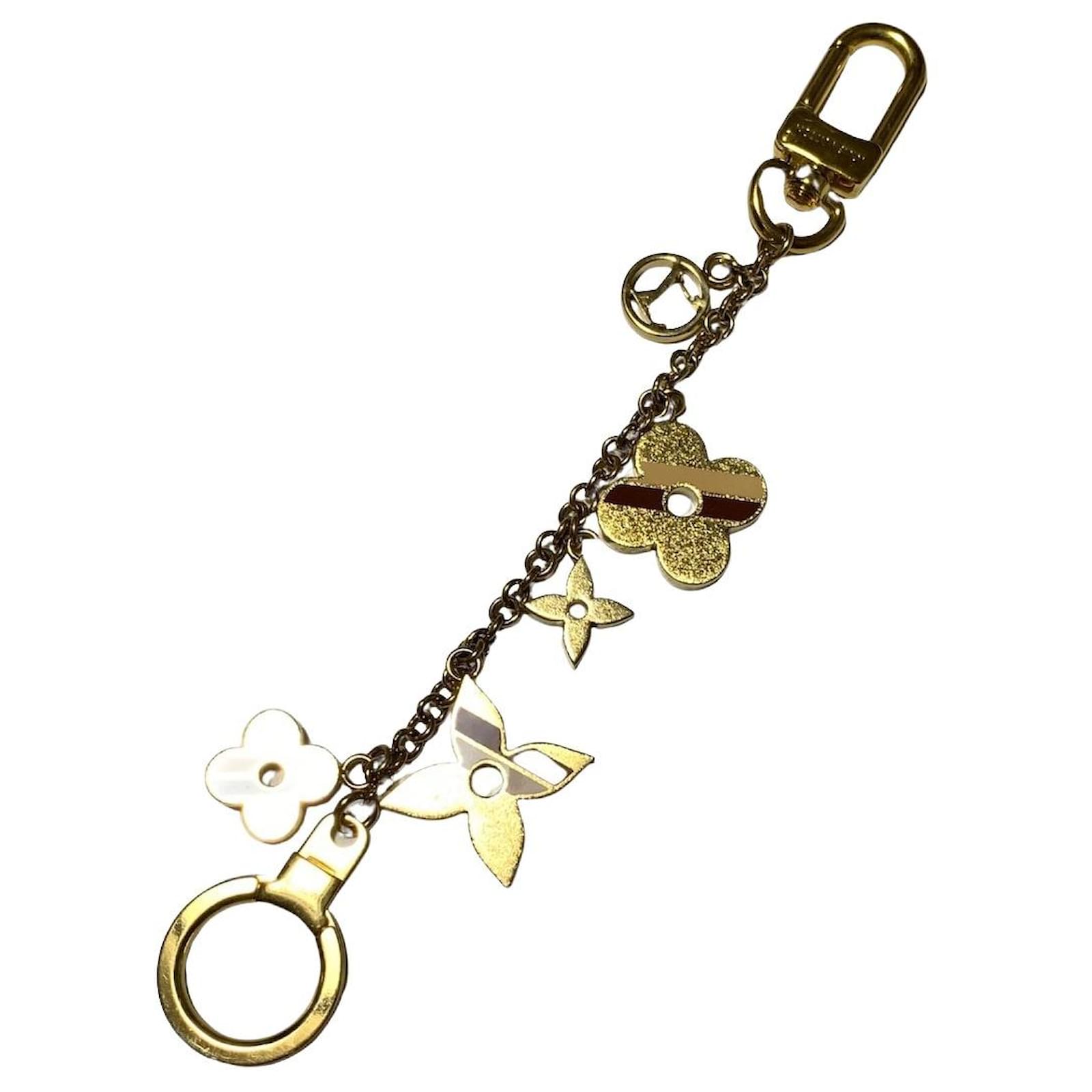 Louis Vuitton Bijoux de sac chaîne et porte clés Golden Metal ref.987620 -  Joli Closet