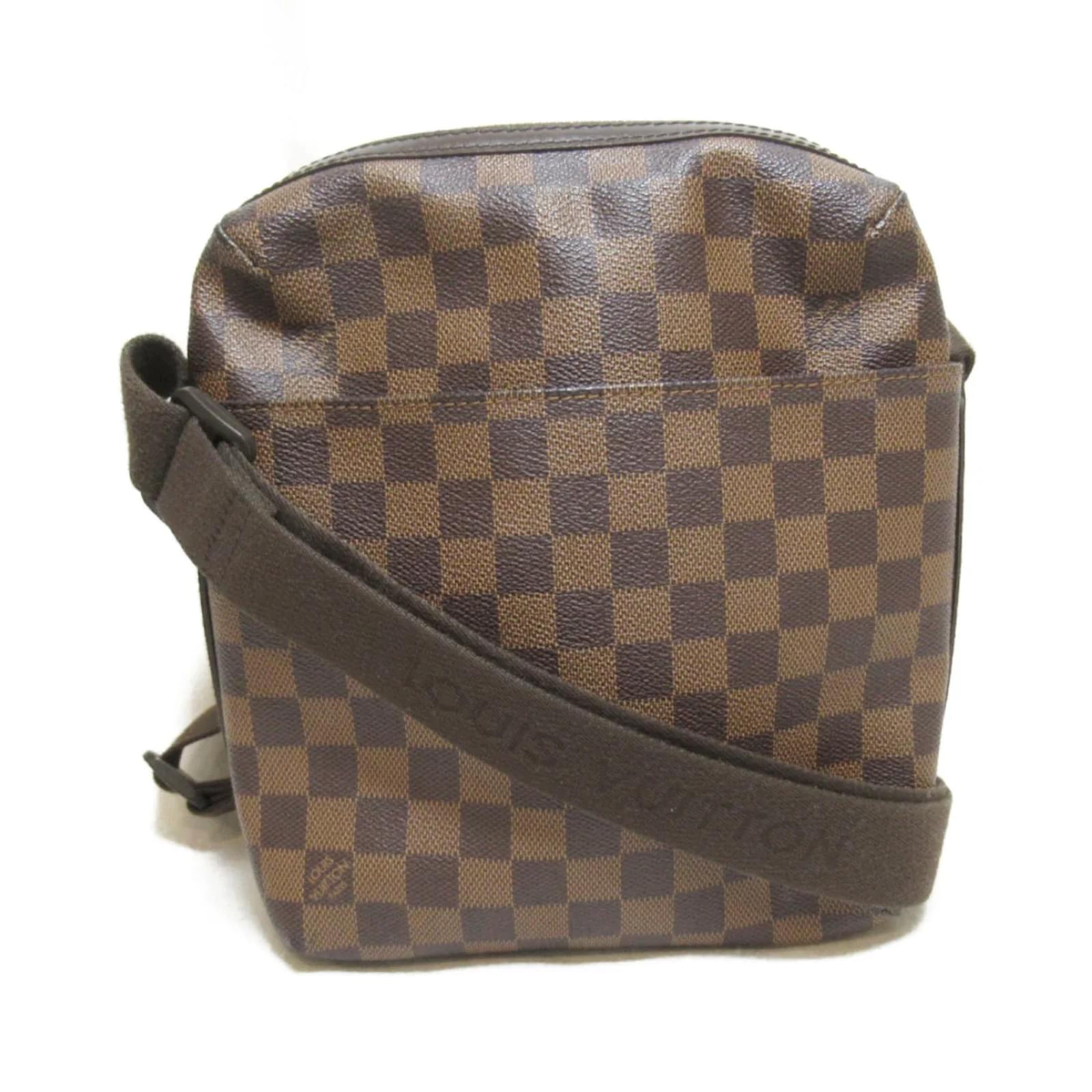 Louis Vuitton, Bags, Louis Vuitton Damier Ebene Trotteur Beaubourg  Crossbody Bag