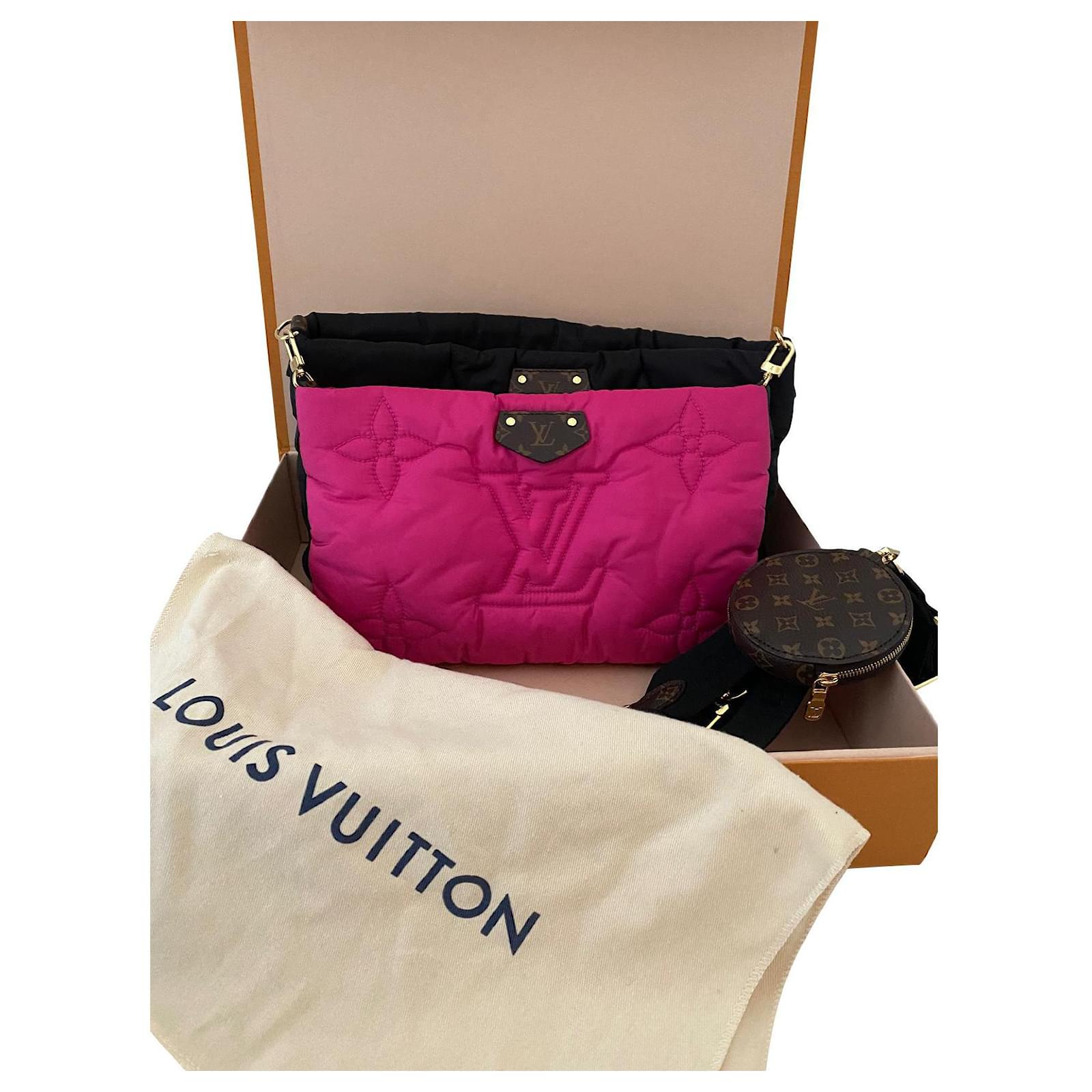 Louis Vuitton Maxi Multi Pochette Accessoires Shoulder Bag Nylon