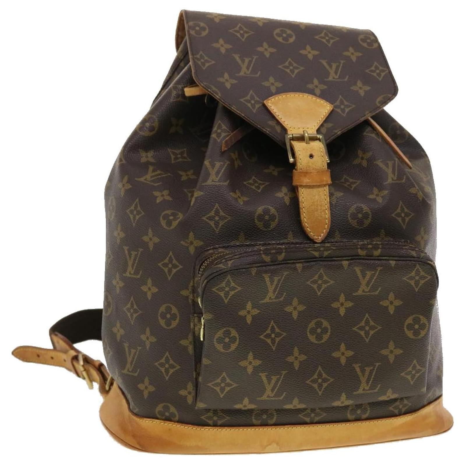 Louis Vuitton Montsouris GM Backpack in 2023