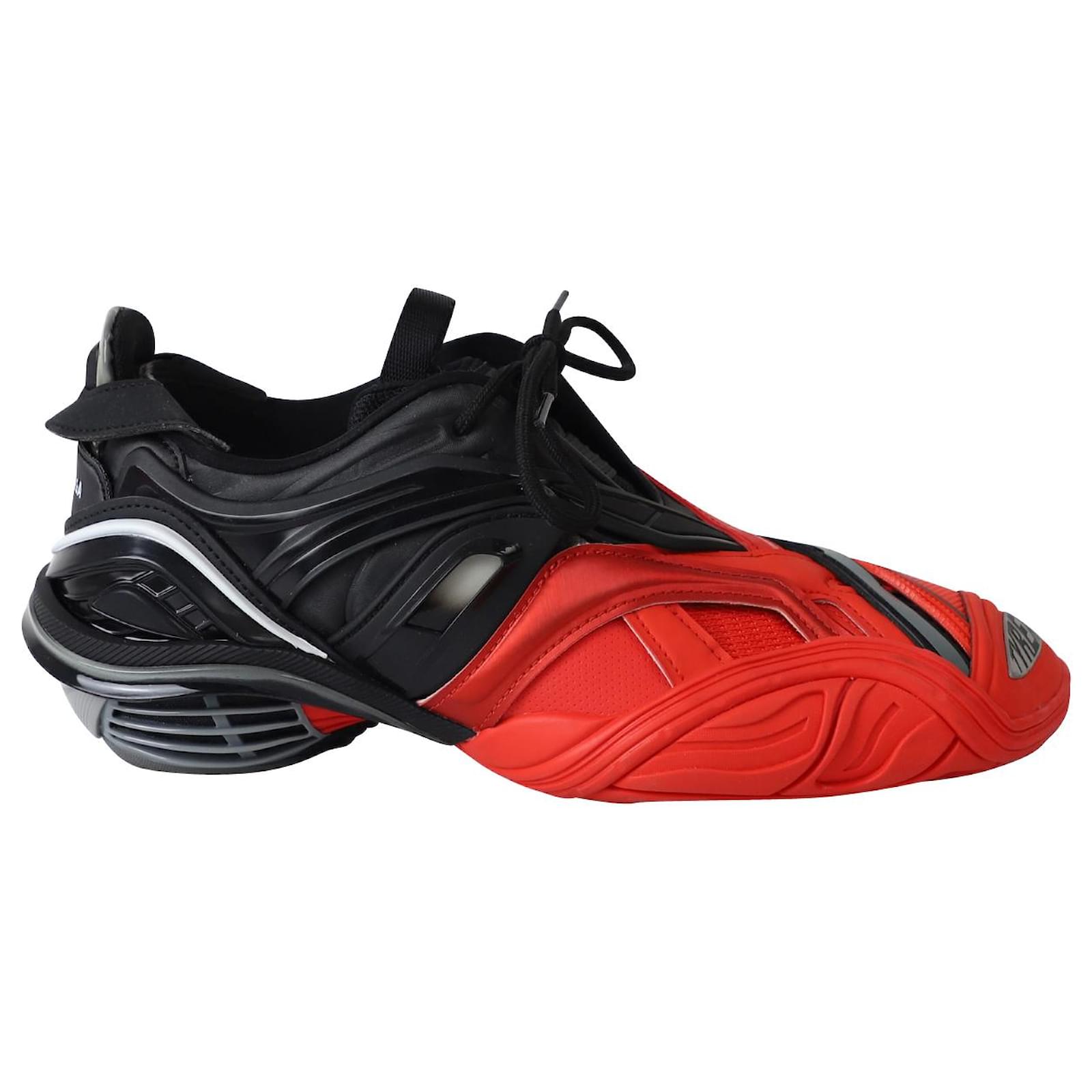 Balenciaga Tyrex Sneakers in Red/Black Rubber ref.887326 - Joli Closet