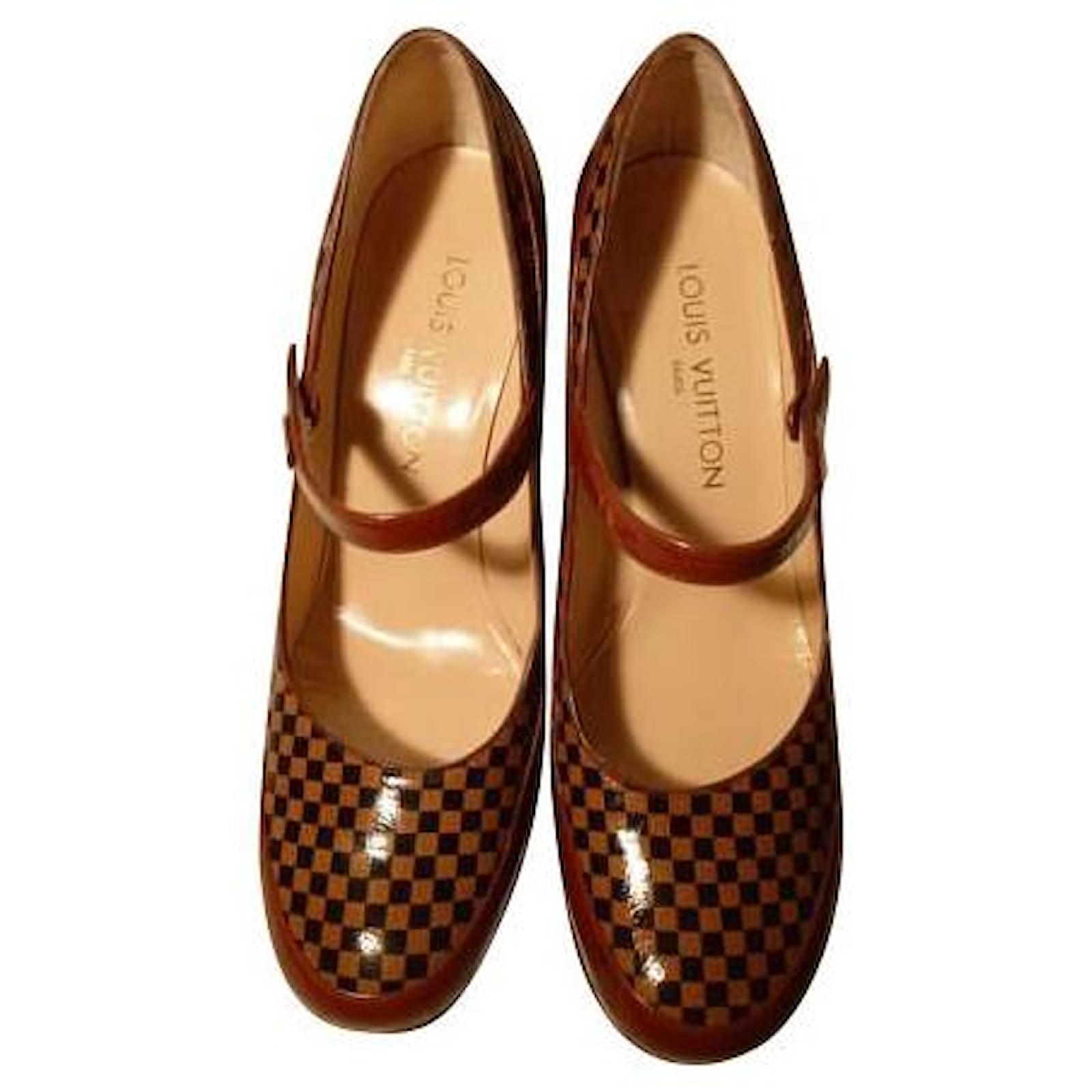 Louis Vuitton, Shoes, Louis Vuitton Betty Pumps Patent Leather Ball Heels  Eu 38