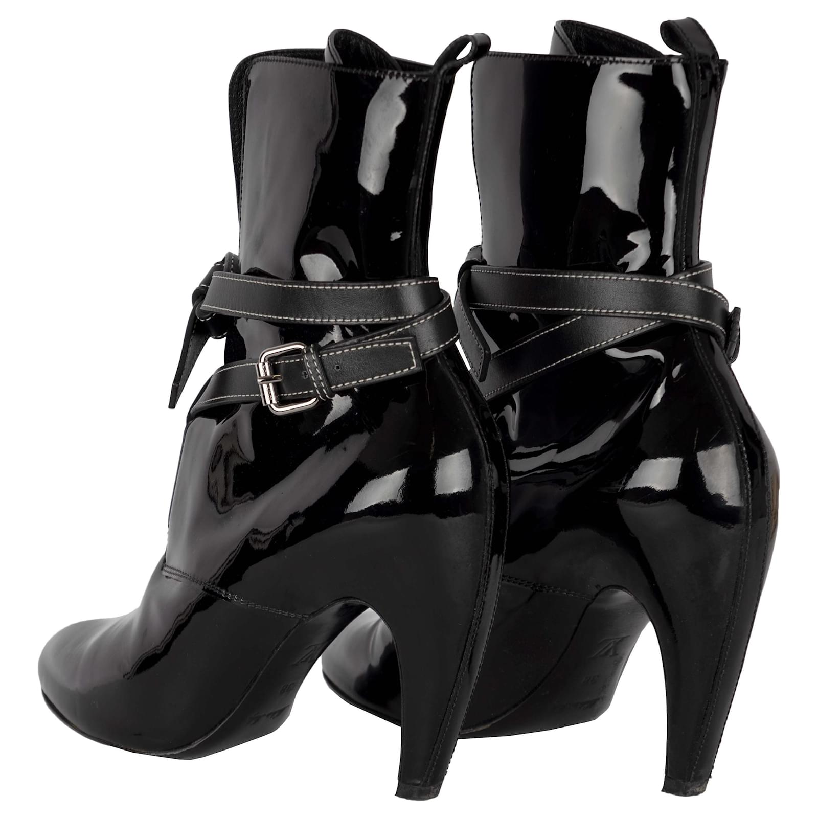 Louis Vuitton High Heel Ankle Boots in Black Patent Leather ref