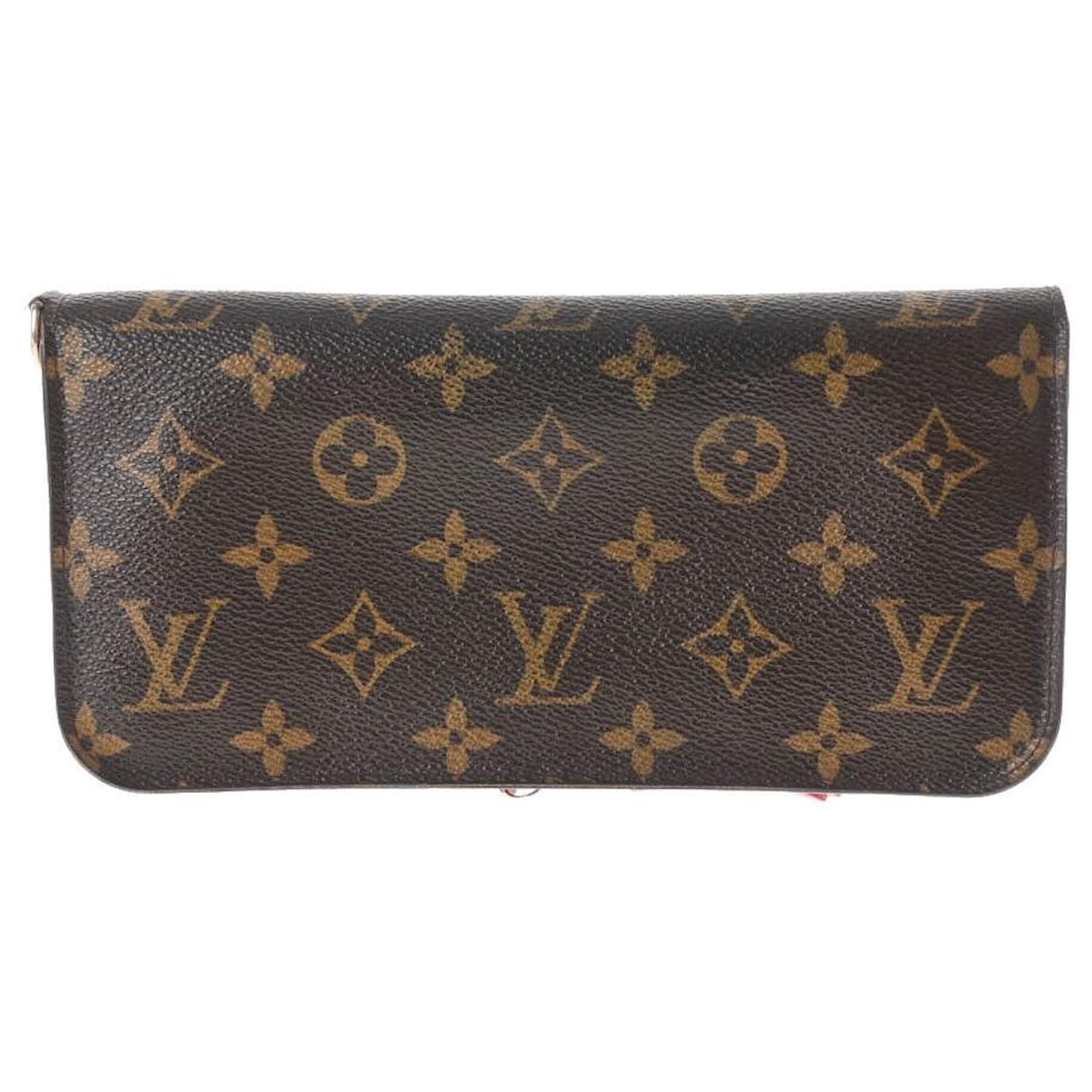 Louis Vuitton Insolite