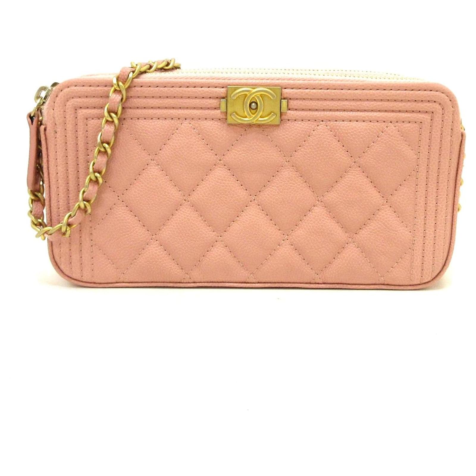 Chanel Womens Matelasse Coin Cases