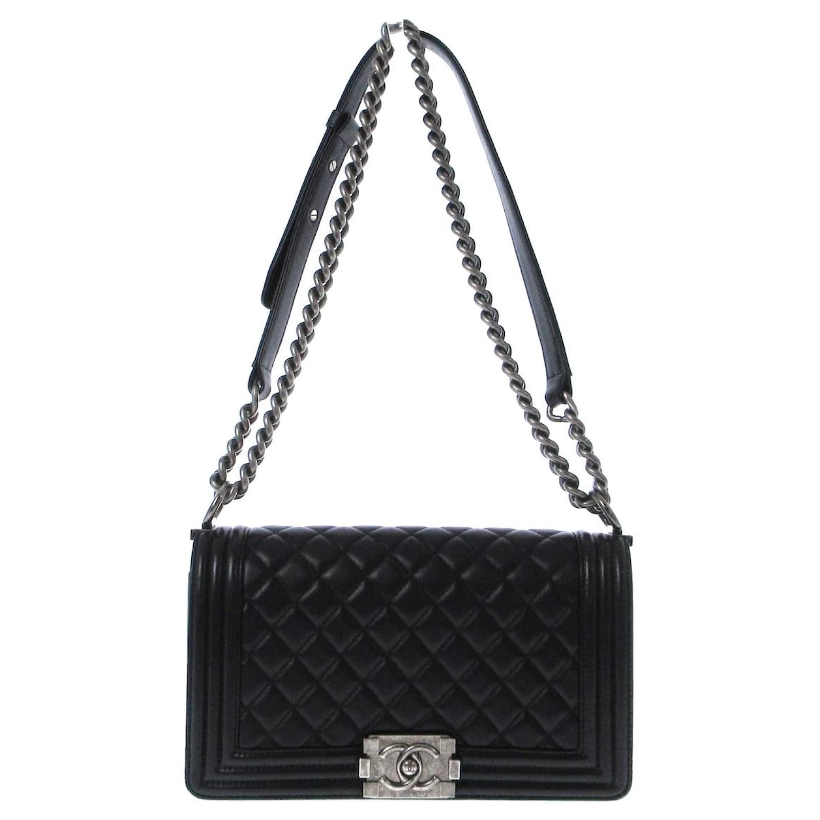 Chanel Boy Black Leather ref.893052 Joli Closet