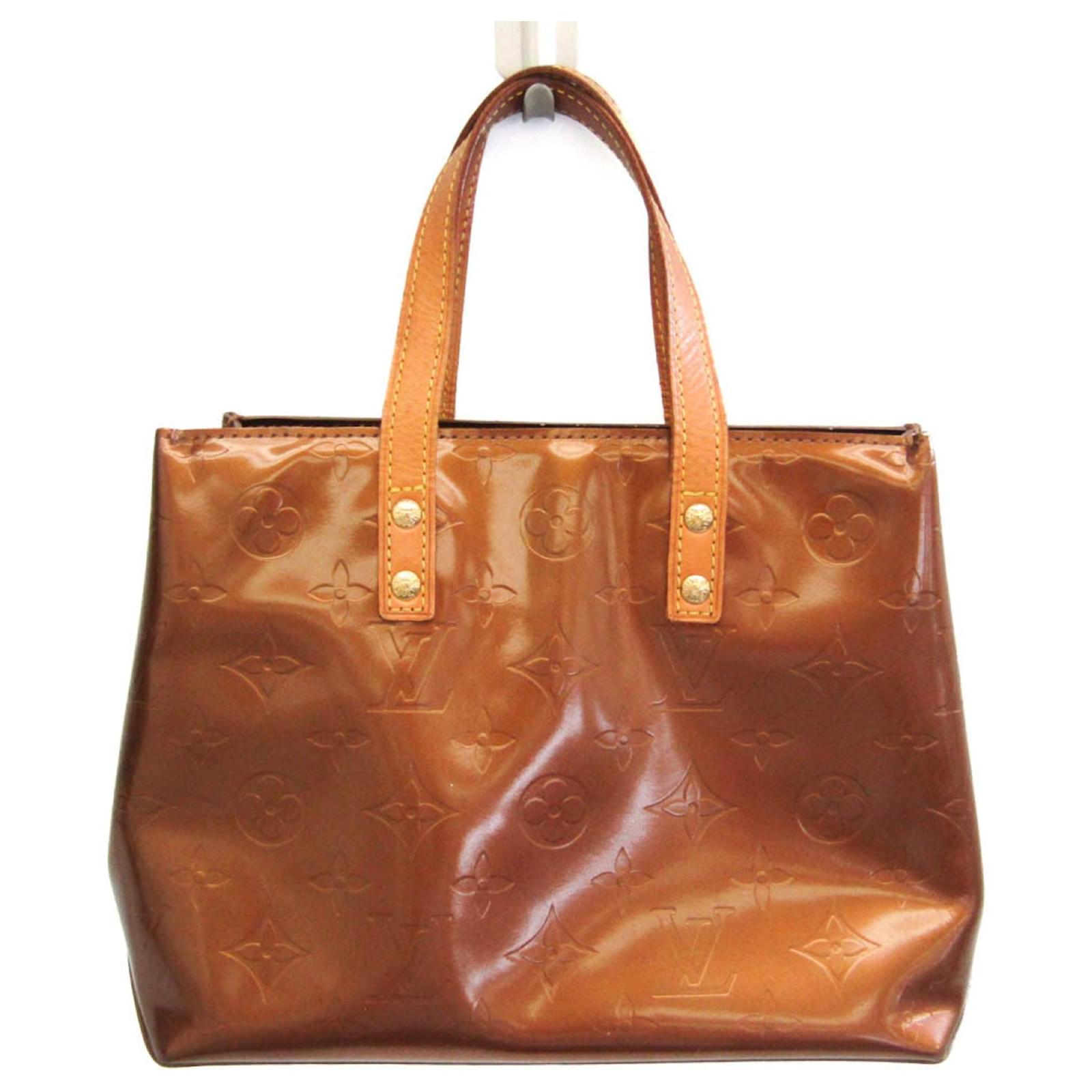 Louis Vuitton Reade handbag in beige monogram patent leather and natural  leather