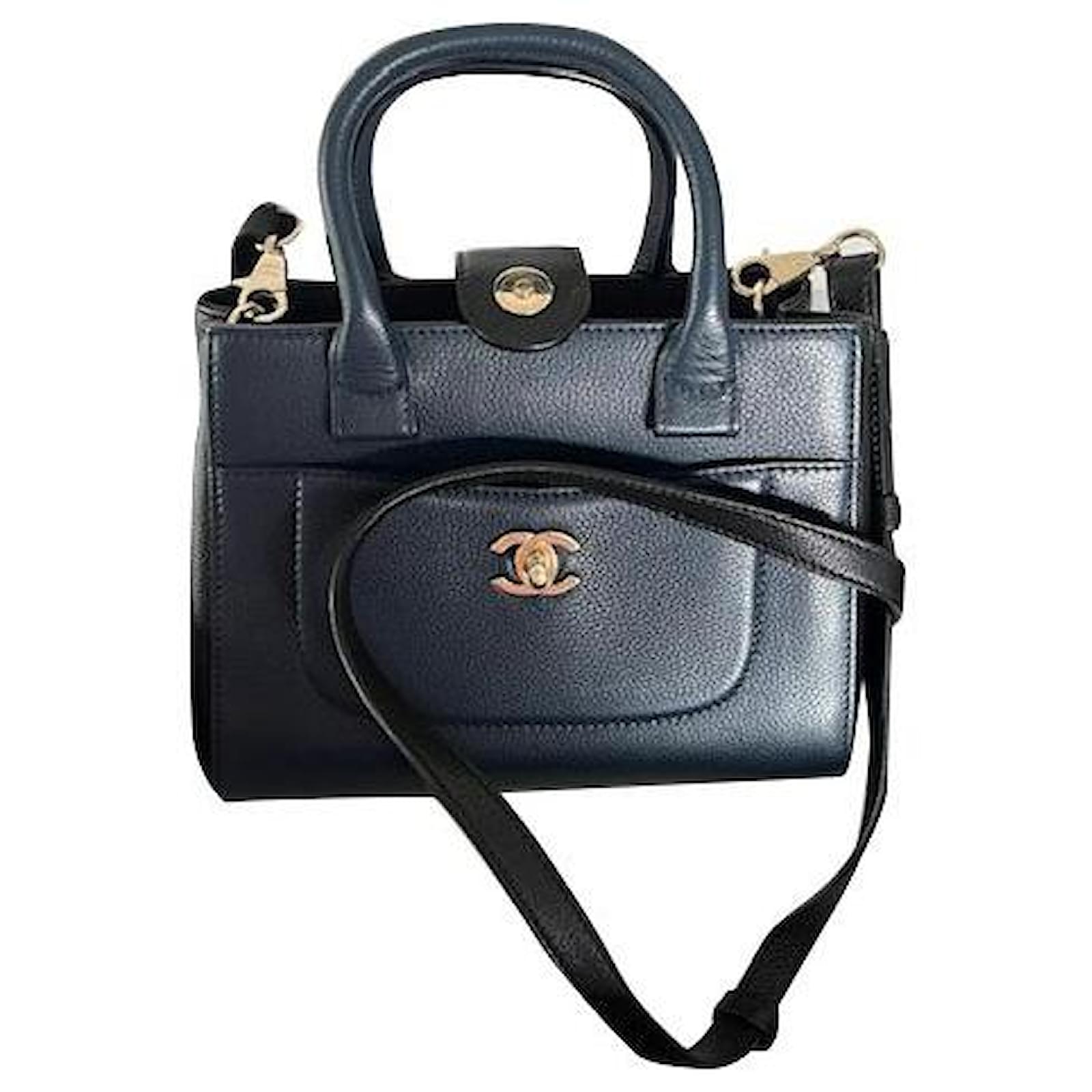 Handbags Chanel Chanel Neo Executive