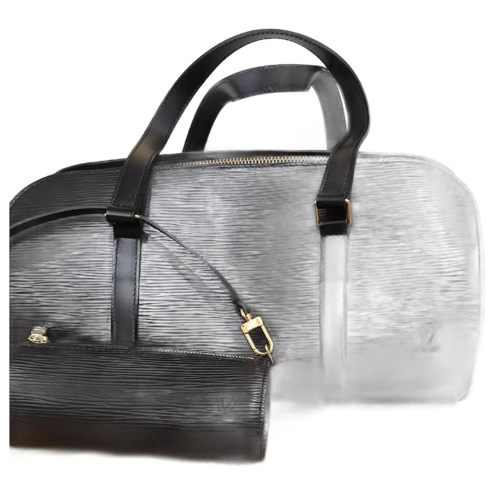 Papillon LOUIS VUITTON Handbags T. Leather Black ref.896631 - Joli