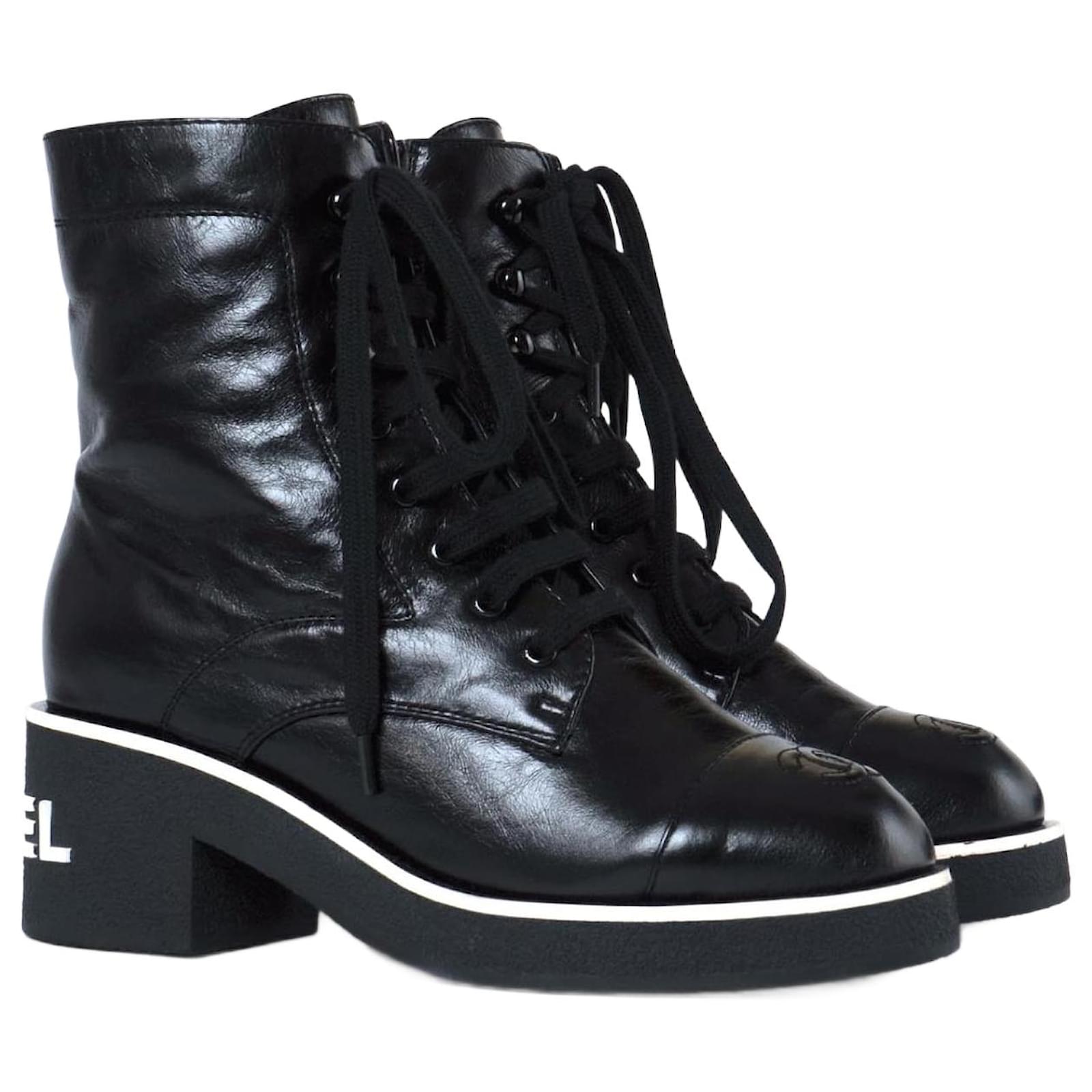 CHANEL Ankle boots T.EU 39 Leather Black ref.897763 - Joli Closet