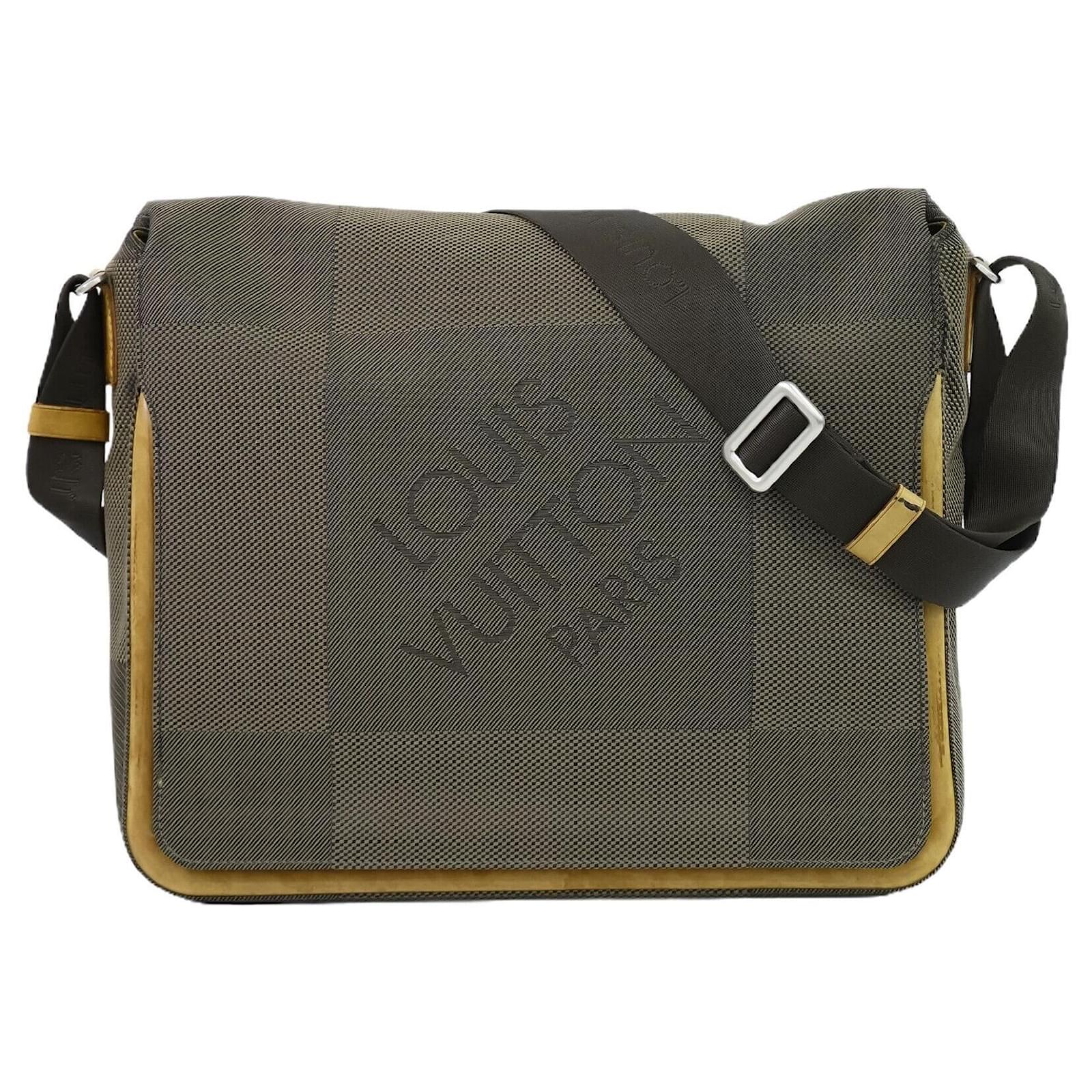 Louis Vuitton Citadine Terre Damier Geant Canvas Messenger Bag