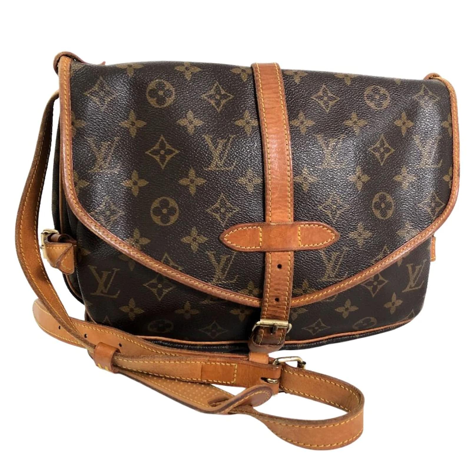 Louis Vuitton Saumur 30 M42256