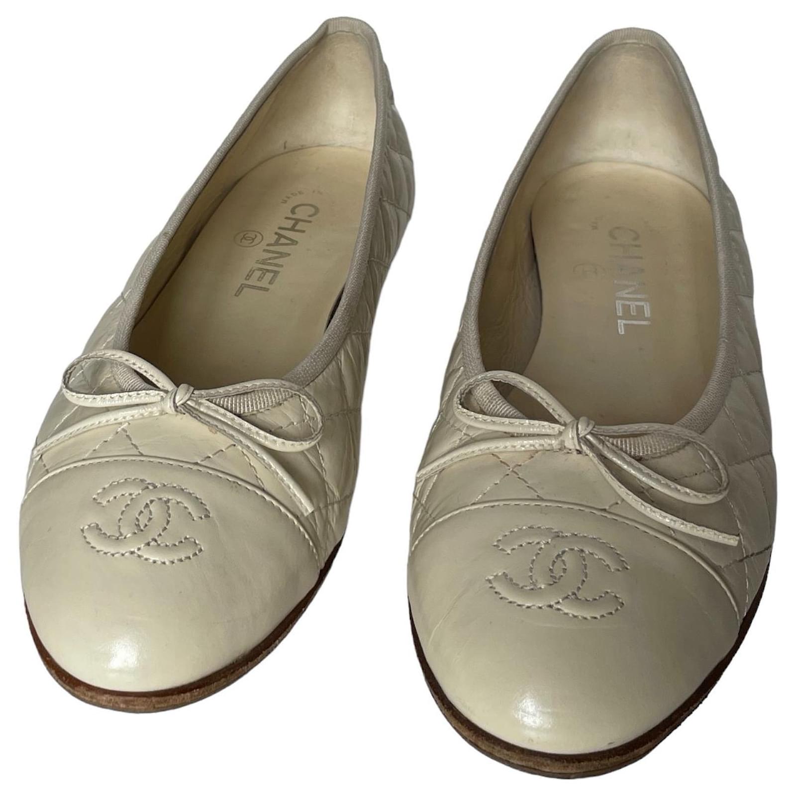 Chanel Metallic Leather CC Cap Toe Ballet Flats Size 36.5 Chanel