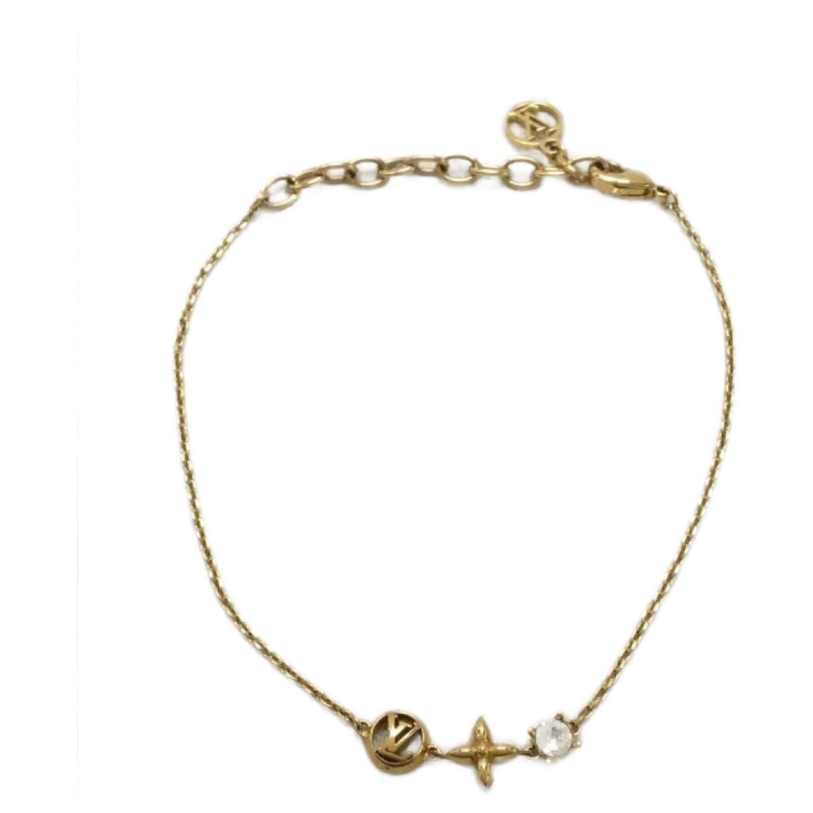 Louis Vuitton Gold Petit Louis Bracelet Gold hardware ref.909658 - Joli  Closet