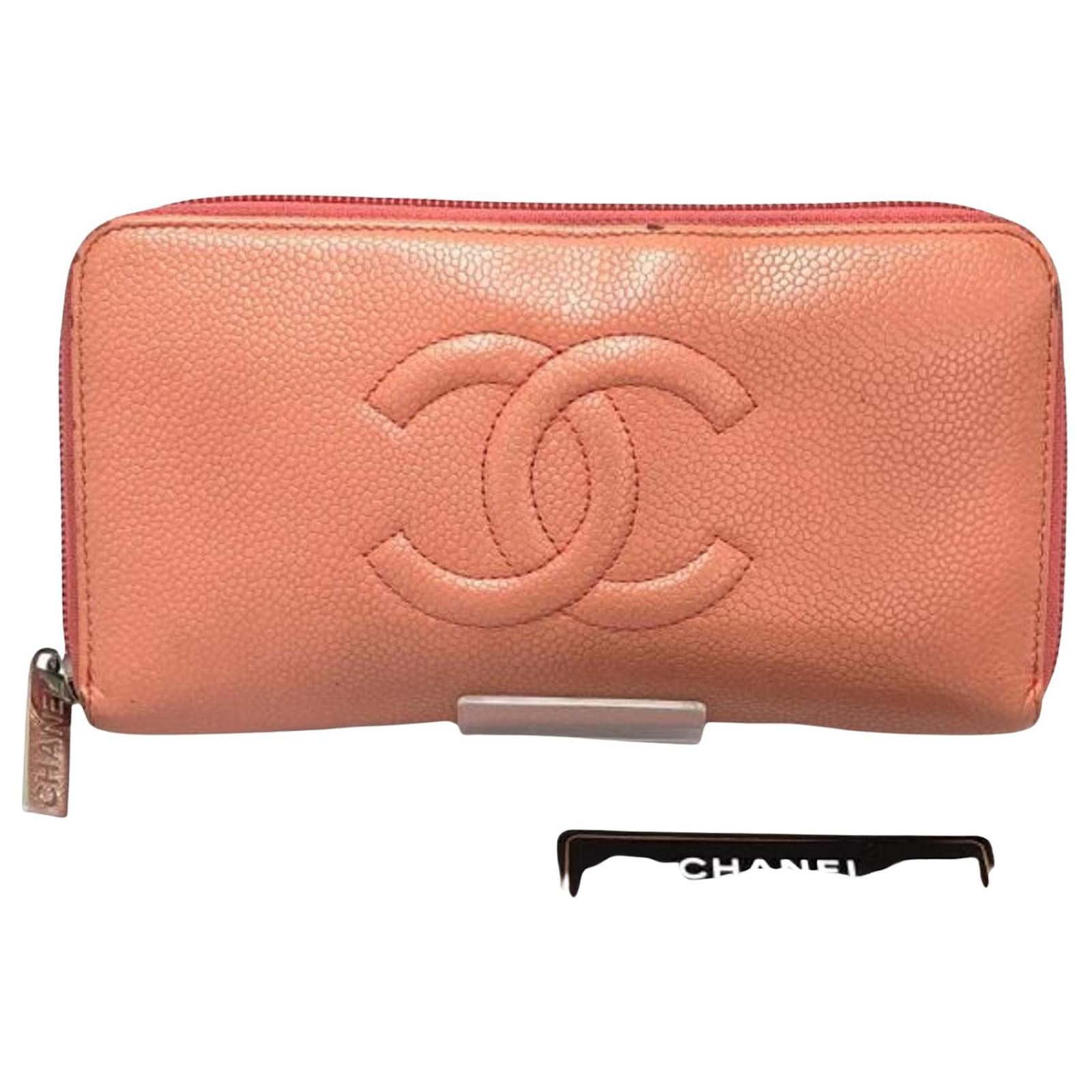 Chanel Logo CC Pink Leather ref.910232 - Joli Closet