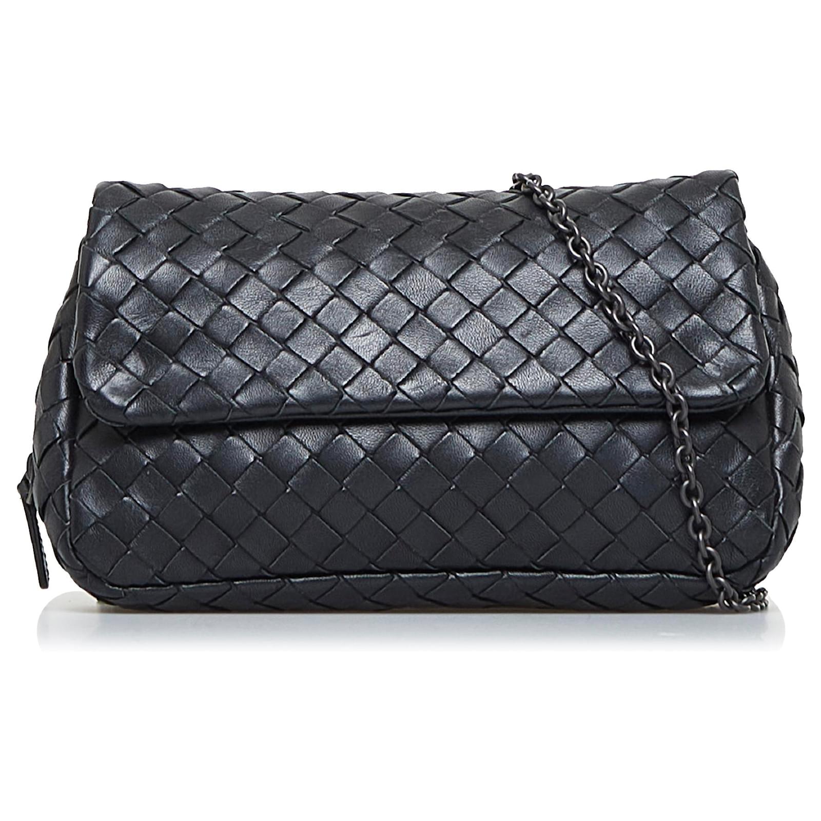 Bottega Veneta Black Intrecciato Mini Expandable Crossbody Leather  ref.910725 - Joli Closet