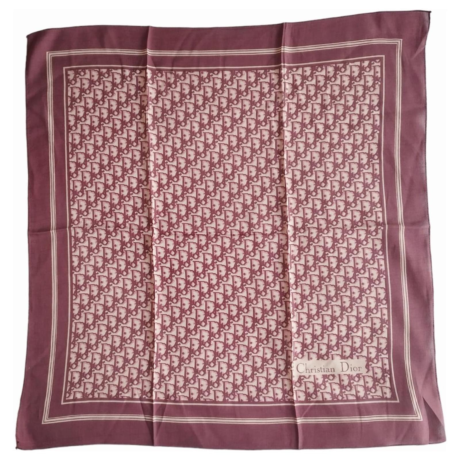 Christian Dior Dior scarf in burgundy silk with oblique pattern Dark red  ref.913656 - Joli Closet