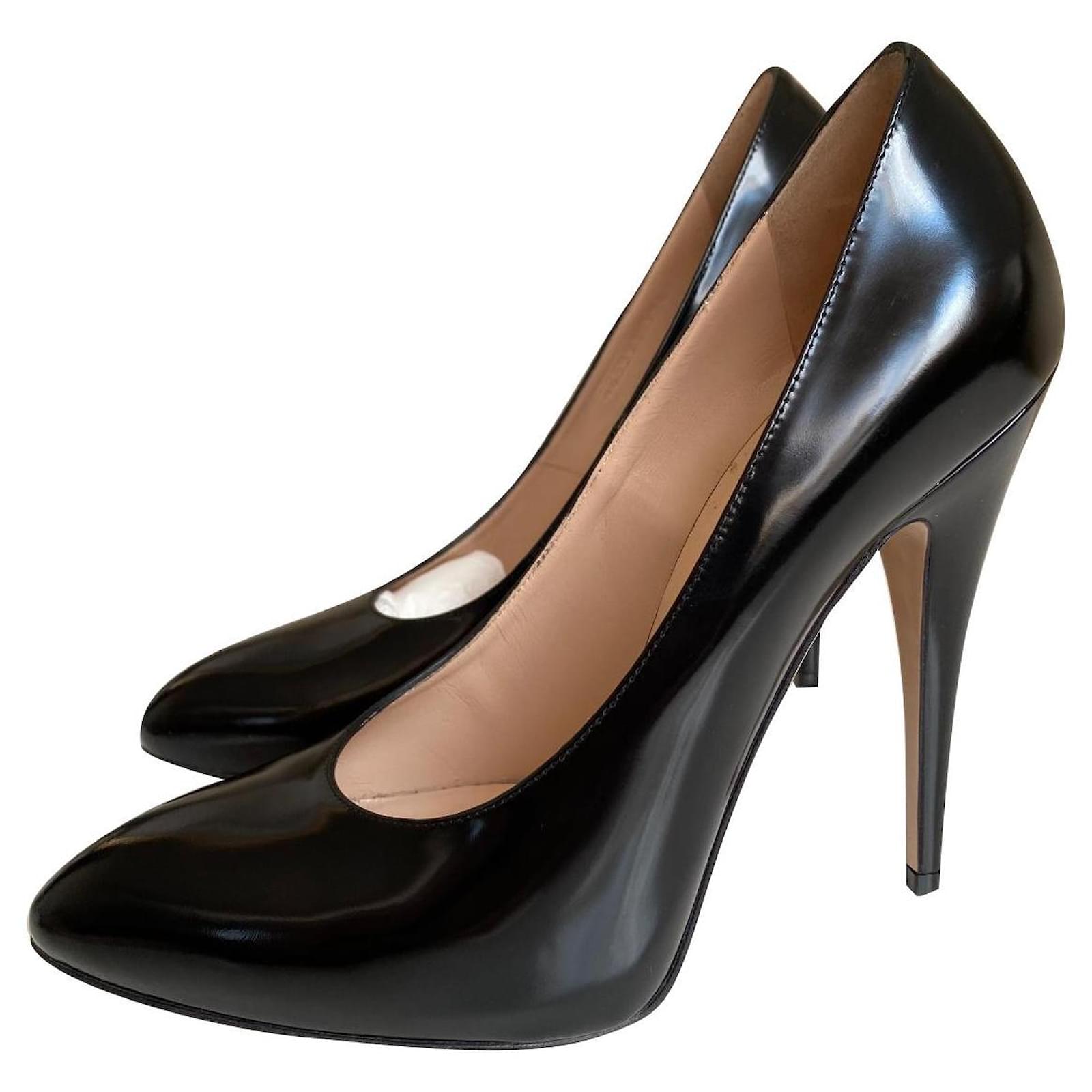 Women's heeled metallic sandal in platinum leather | GUCCI® US